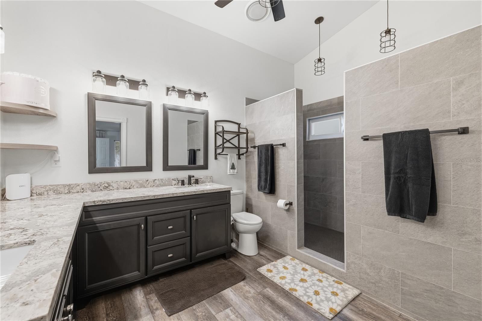 1570 Club, Tarpon Springs, FL 34689