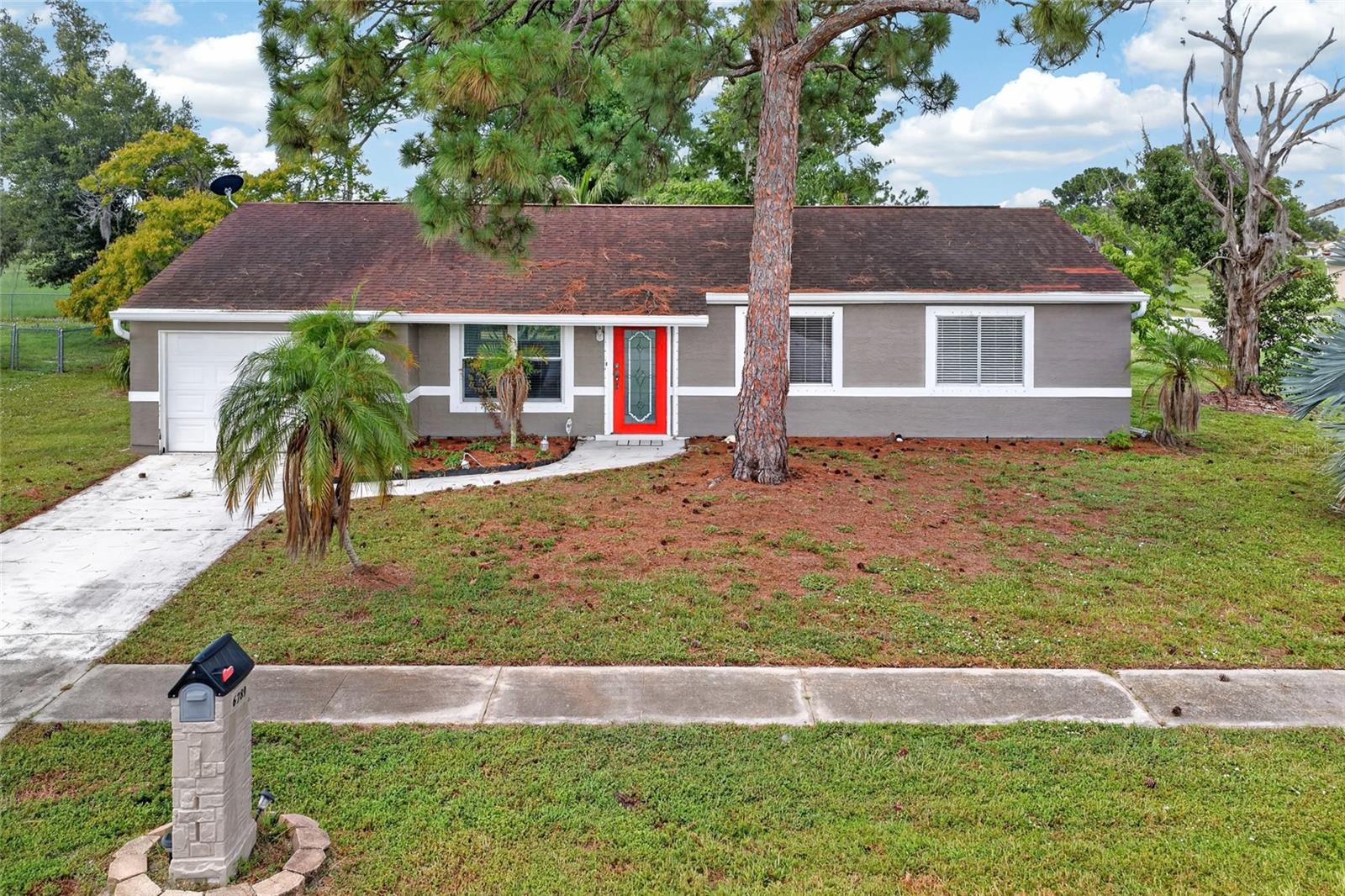 6789 Miro, North Port, FL 34287