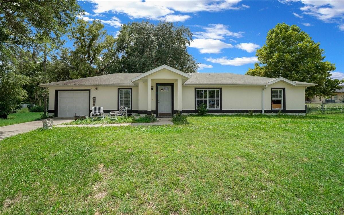 9 Pine Circle, Ocala, FL 34472