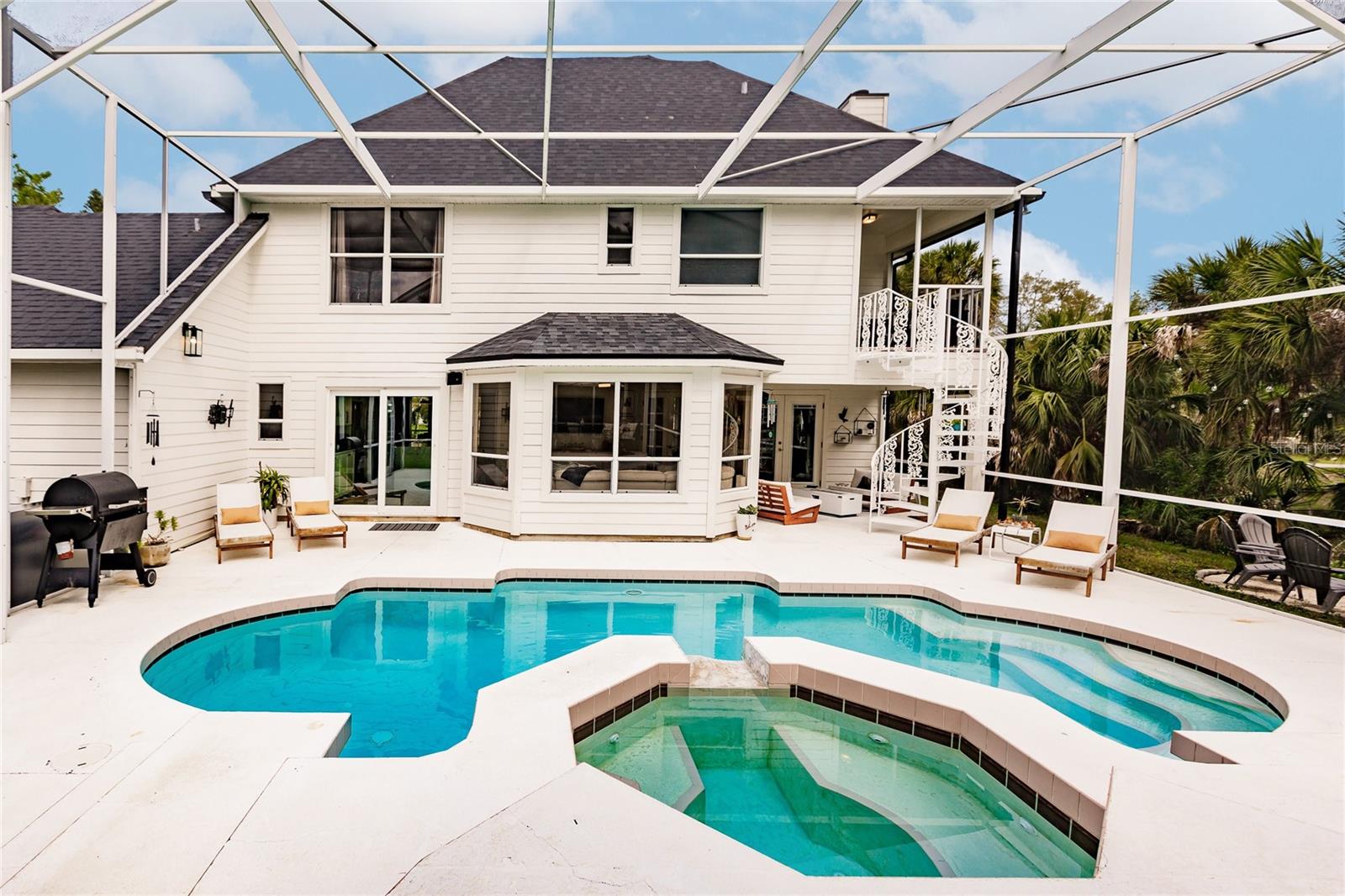 1587 Firethorne Lakes, Sarasota, FL 34240