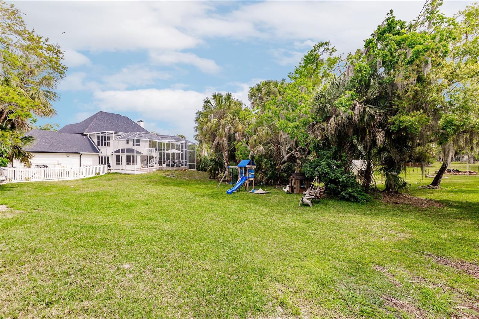 1587 Firethorne Lakes, Sarasota, FL 34240