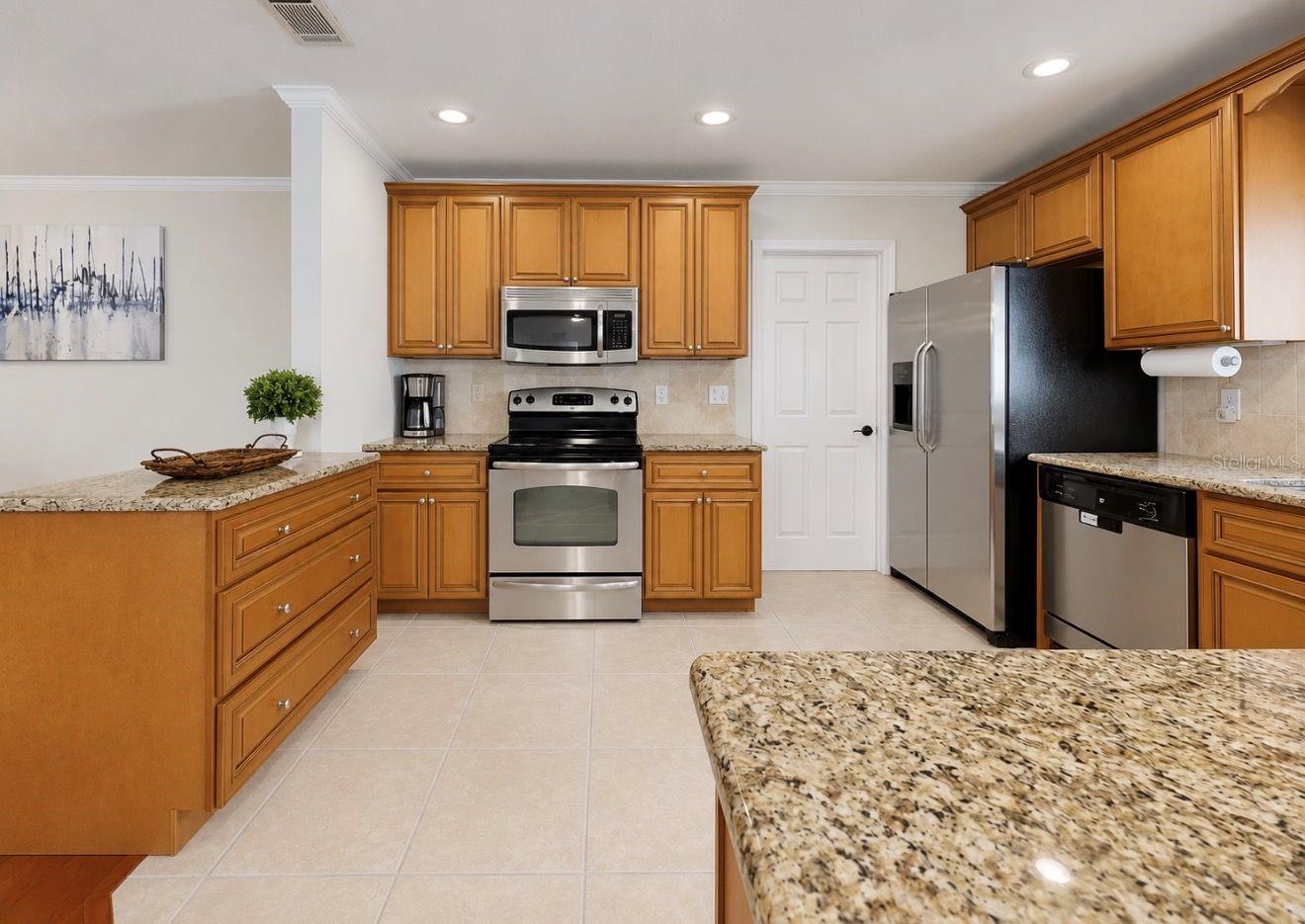 1005 Highgrove, Valrico, FL 33596