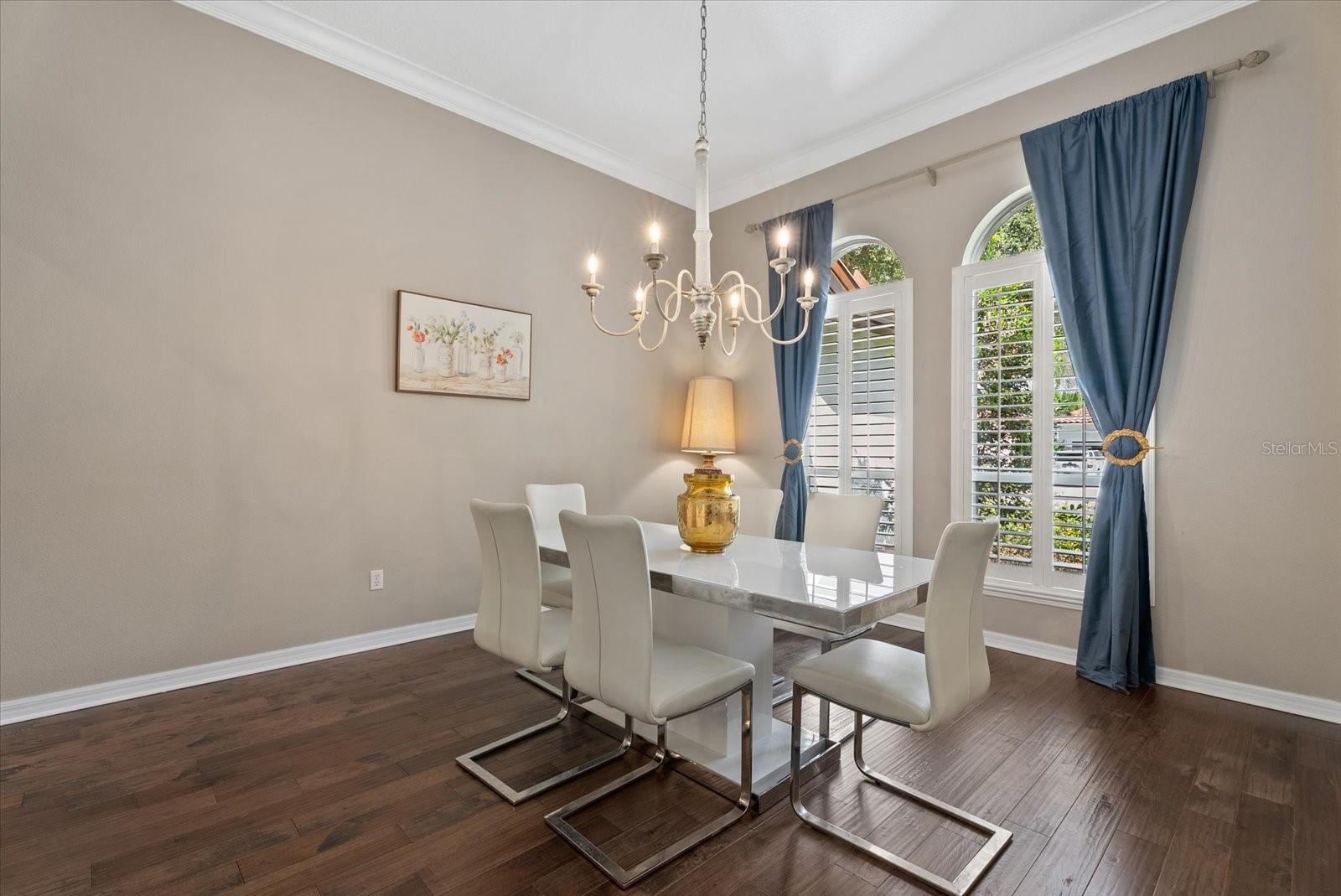 9145 Highland Ridge Way, Tampa, FL 33647