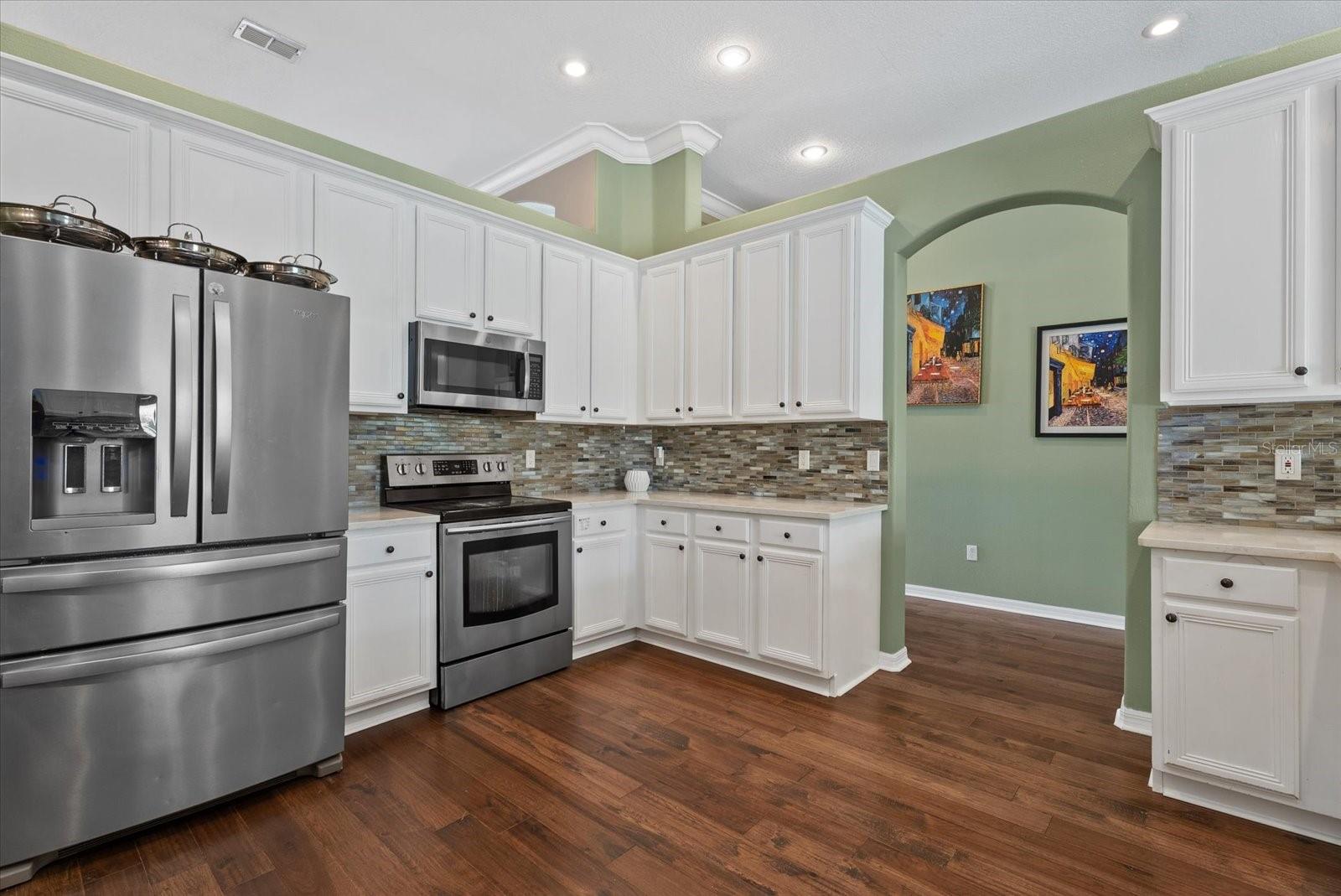9145 Highland Ridge Way, Tampa, FL 33647
