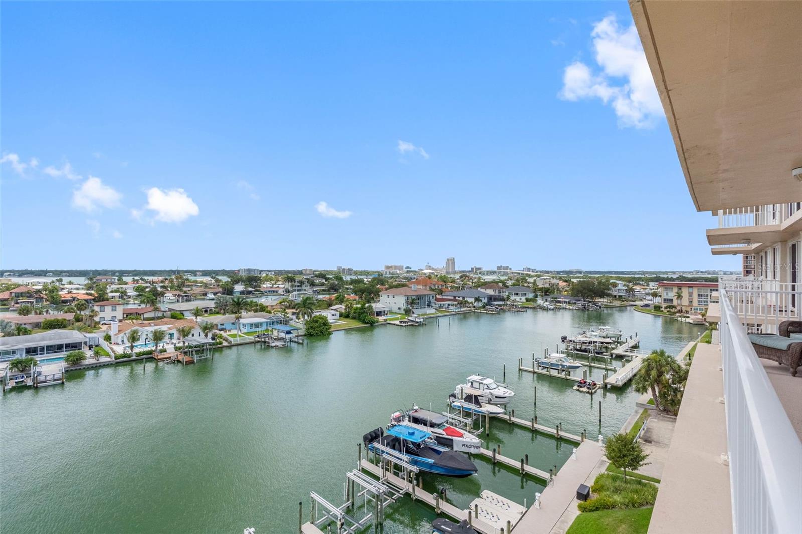 223 Island Unit 7f, Clearwater Beach, FL 33767