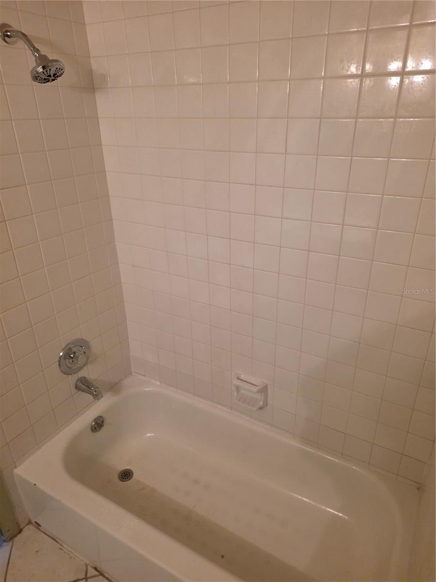 2220 Bahia Vista Unit G5, Sarasota, FL 34239