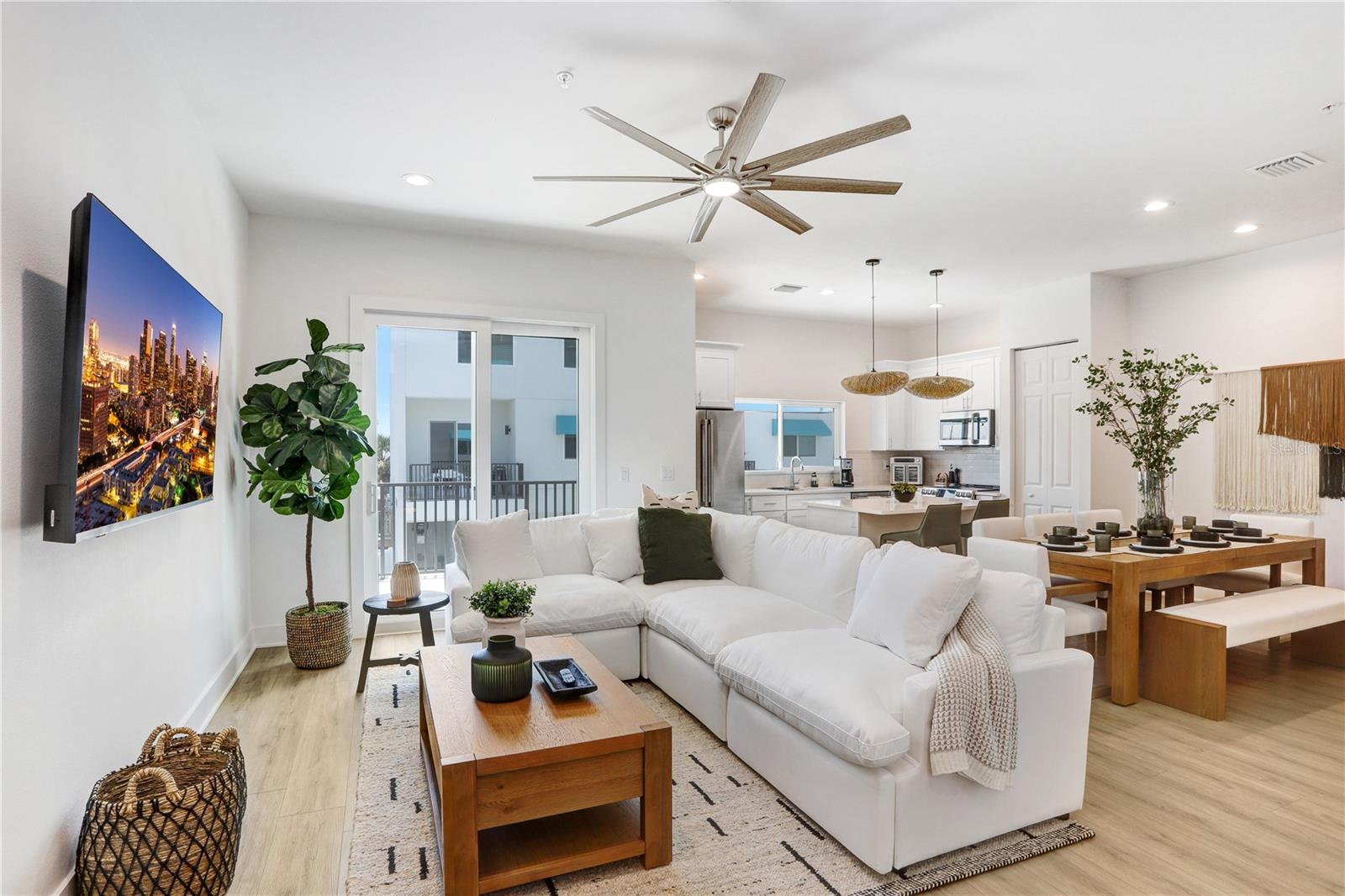 15405 Gulf Unit B4, St Petersburg, FL 33708