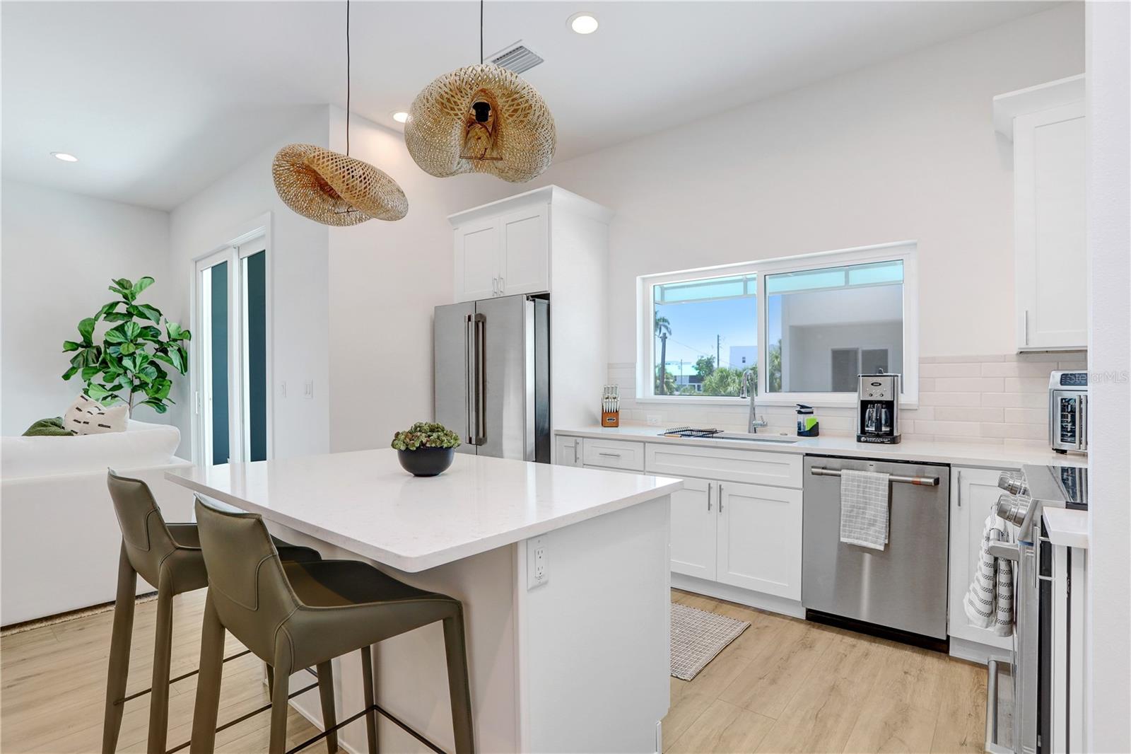 15405 Gulf Unit B4, St Petersburg, FL 33708