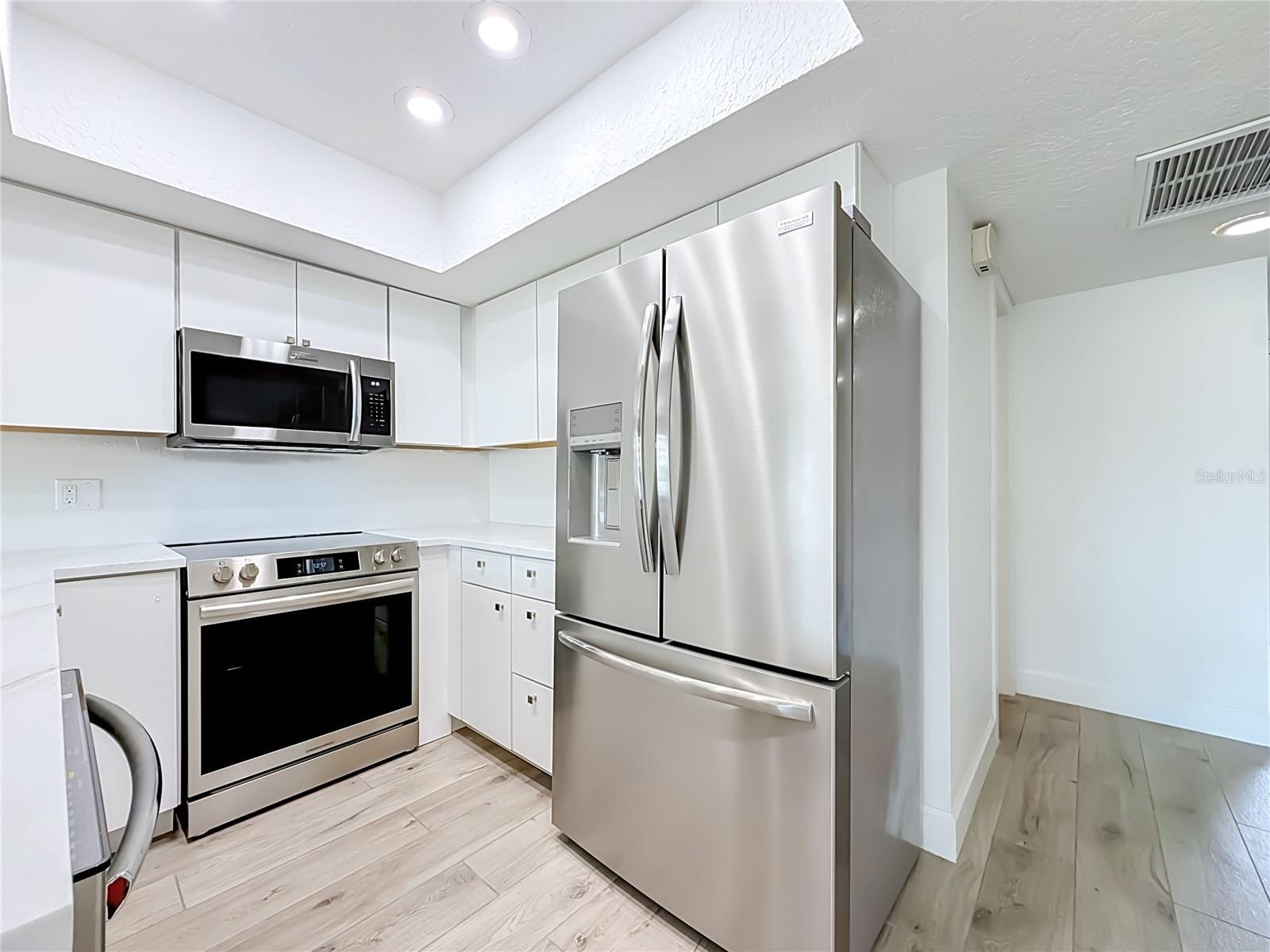 6537 Cape Hatteras Unit 2, St Petersburg, FL 33702