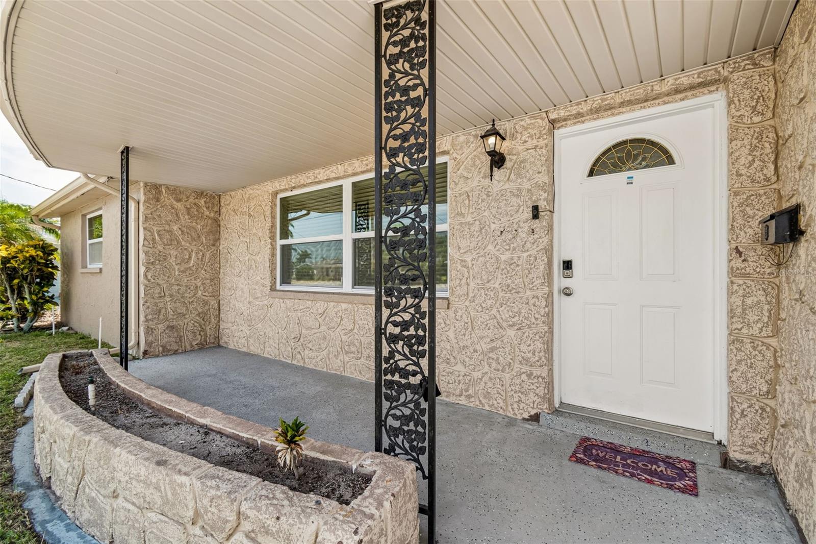 12617 4th, Hudson, FL 34667