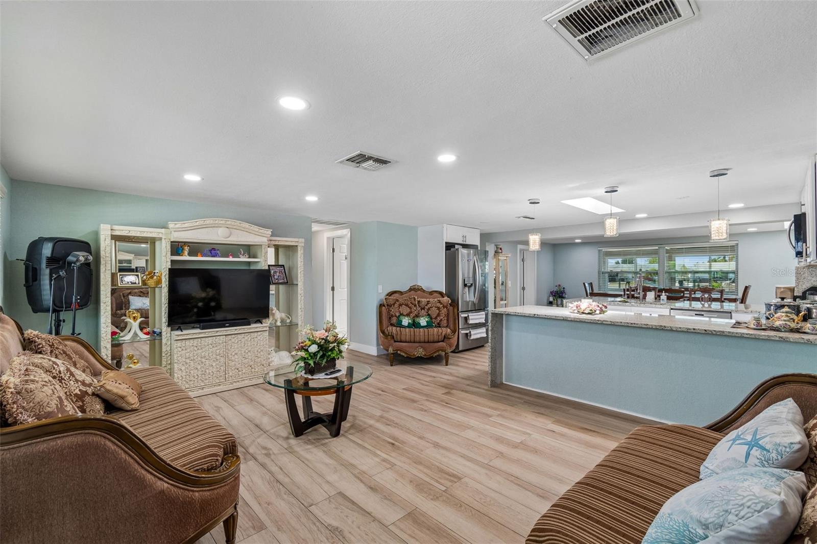 12617 4th, Hudson, FL 34667