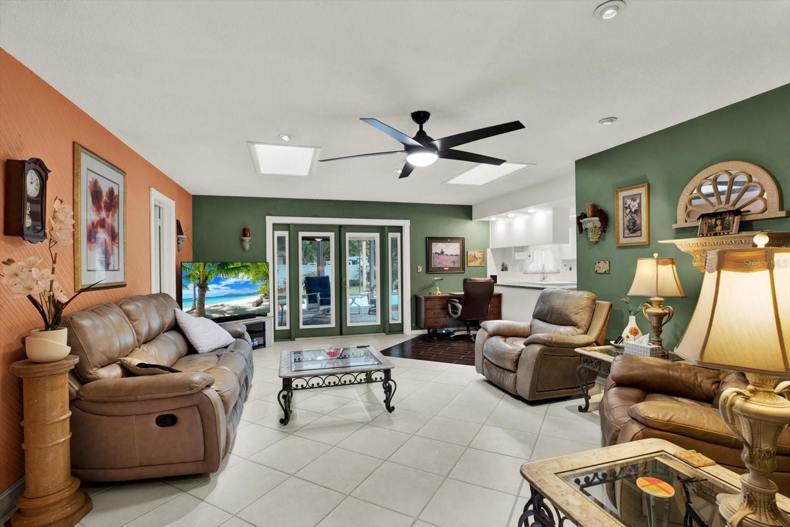 5790 150th, Clearwater, FL 33760