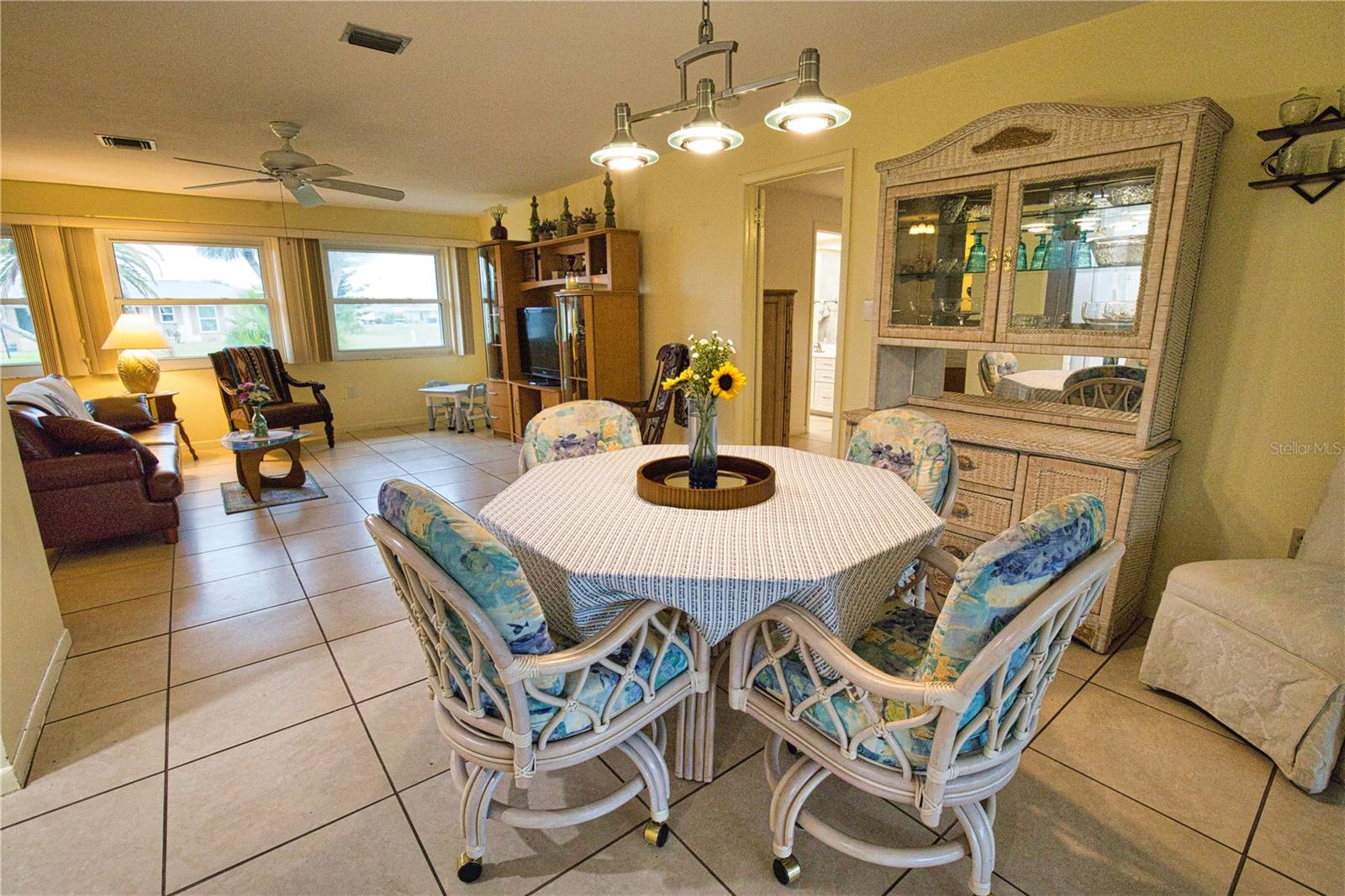 27 Annapolis, Rotonda West, FL 33947