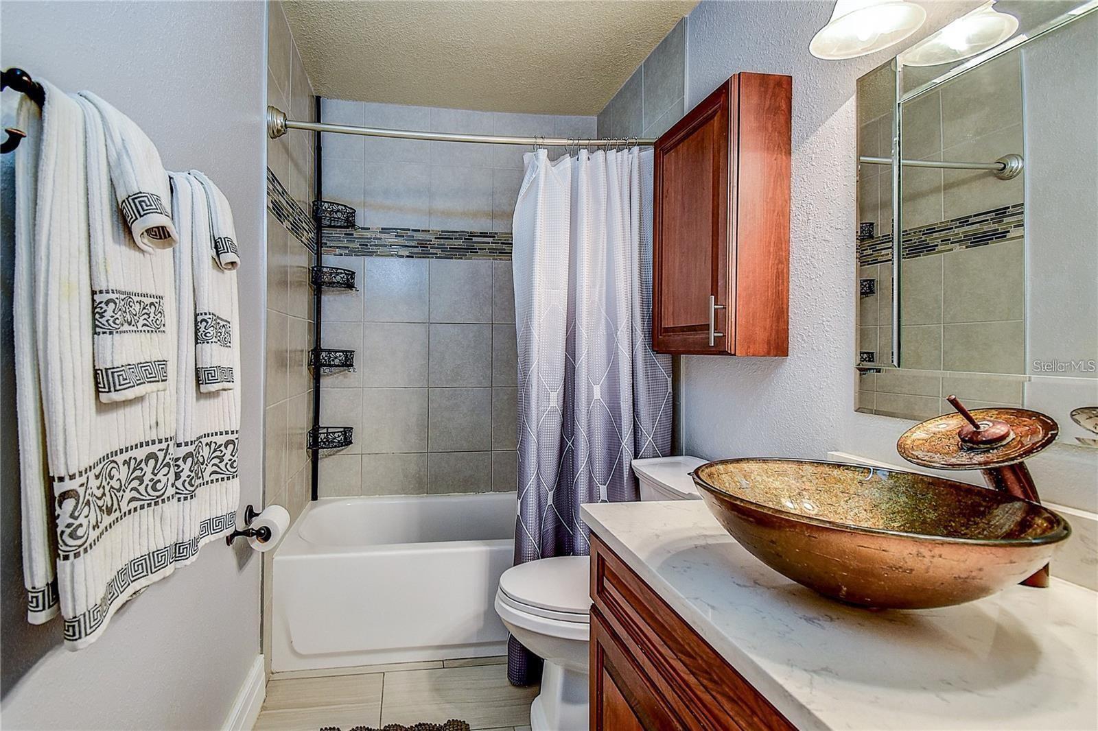 5111 Coquina Key Unit C, St Petersburg, FL 33705