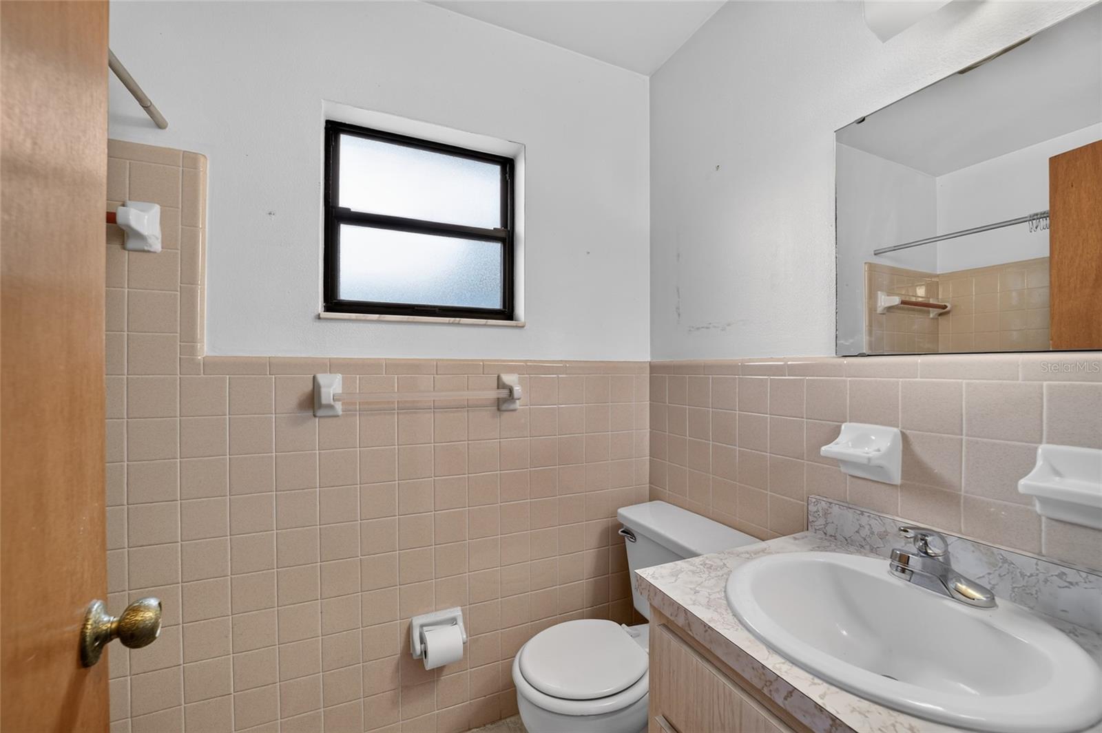610 Fourth, Lady Lake, FL 32159