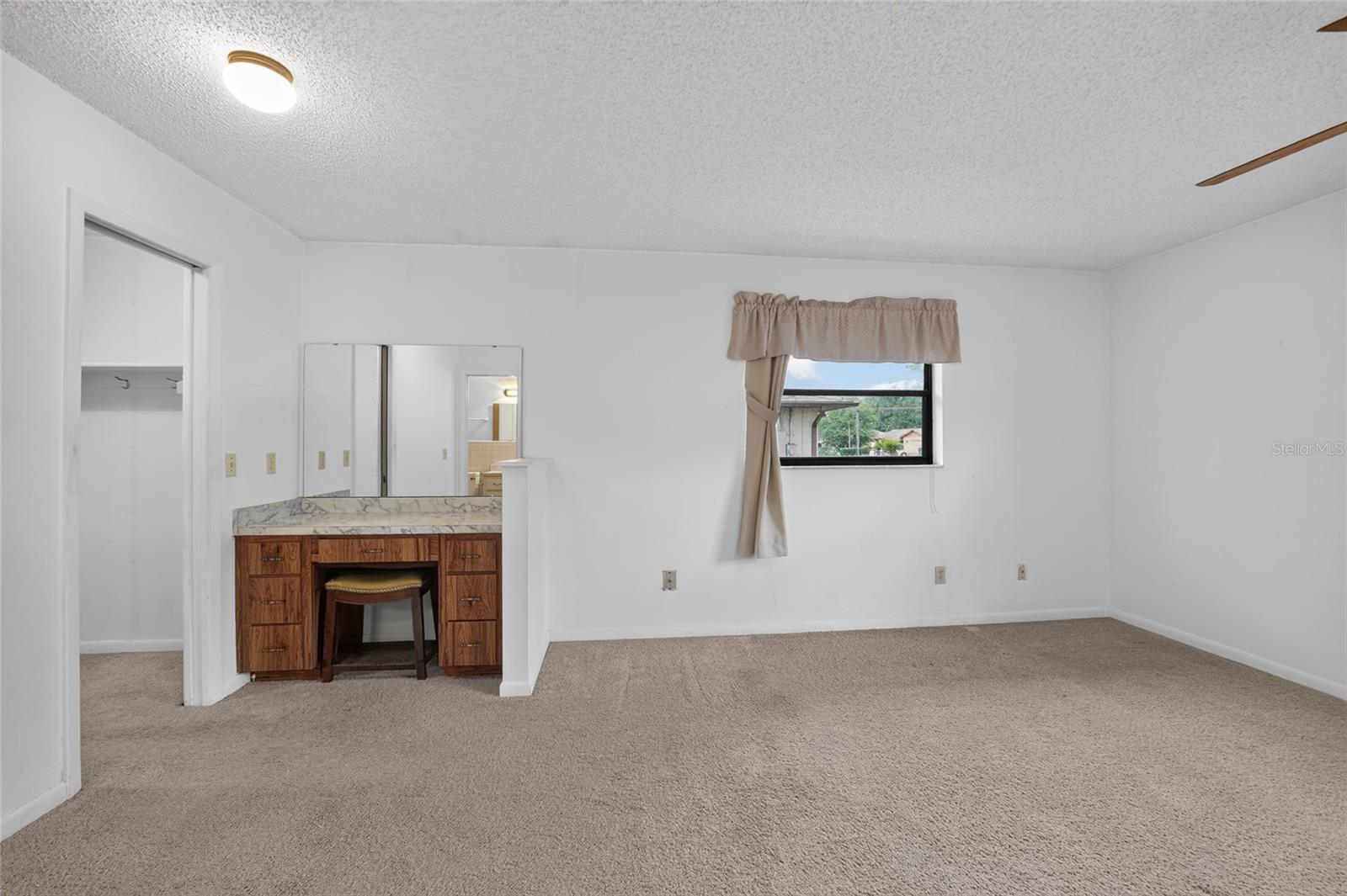 610 Fourth, Lady Lake, FL 32159