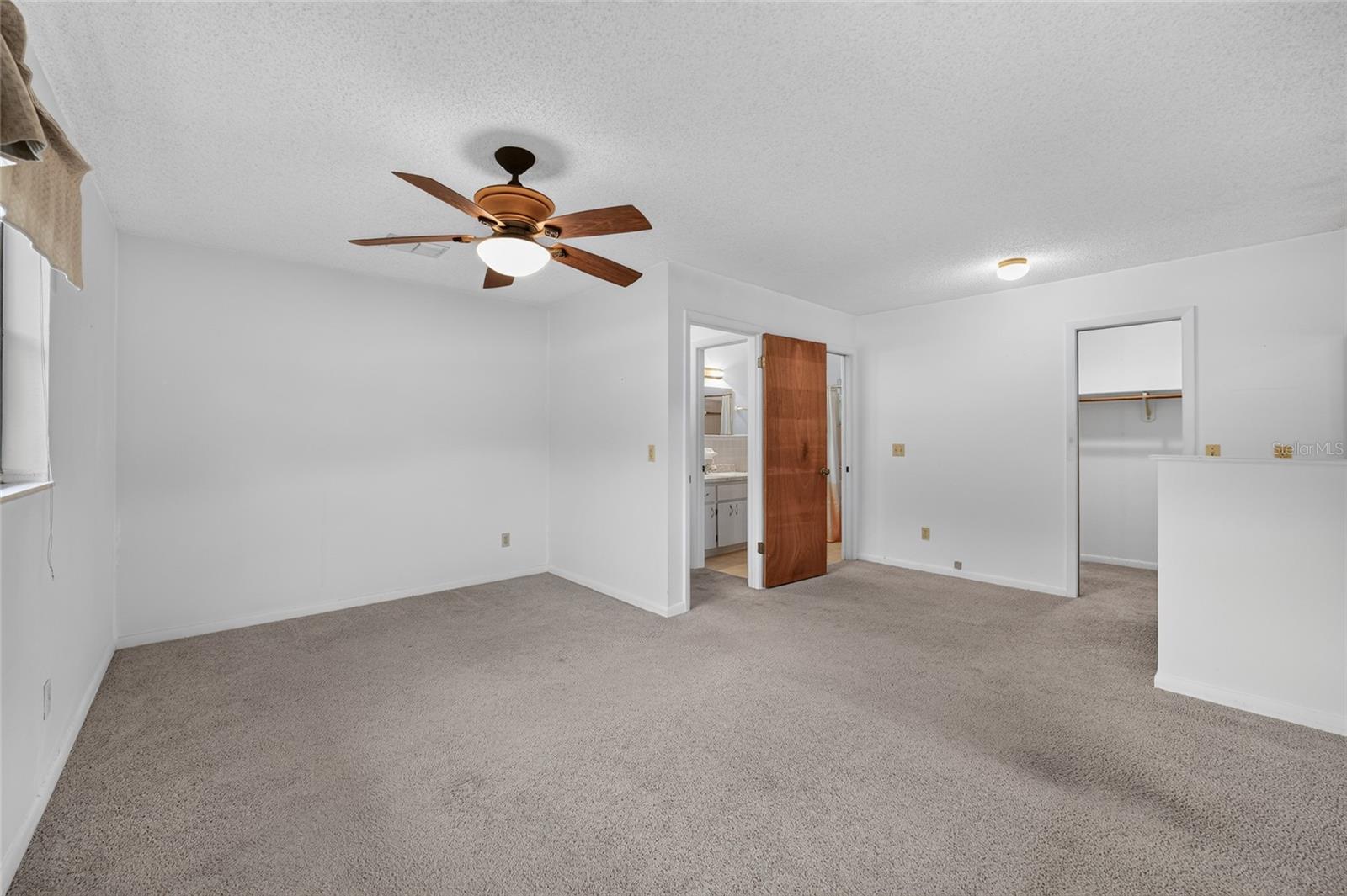 610 Fourth, Lady Lake, FL 32159