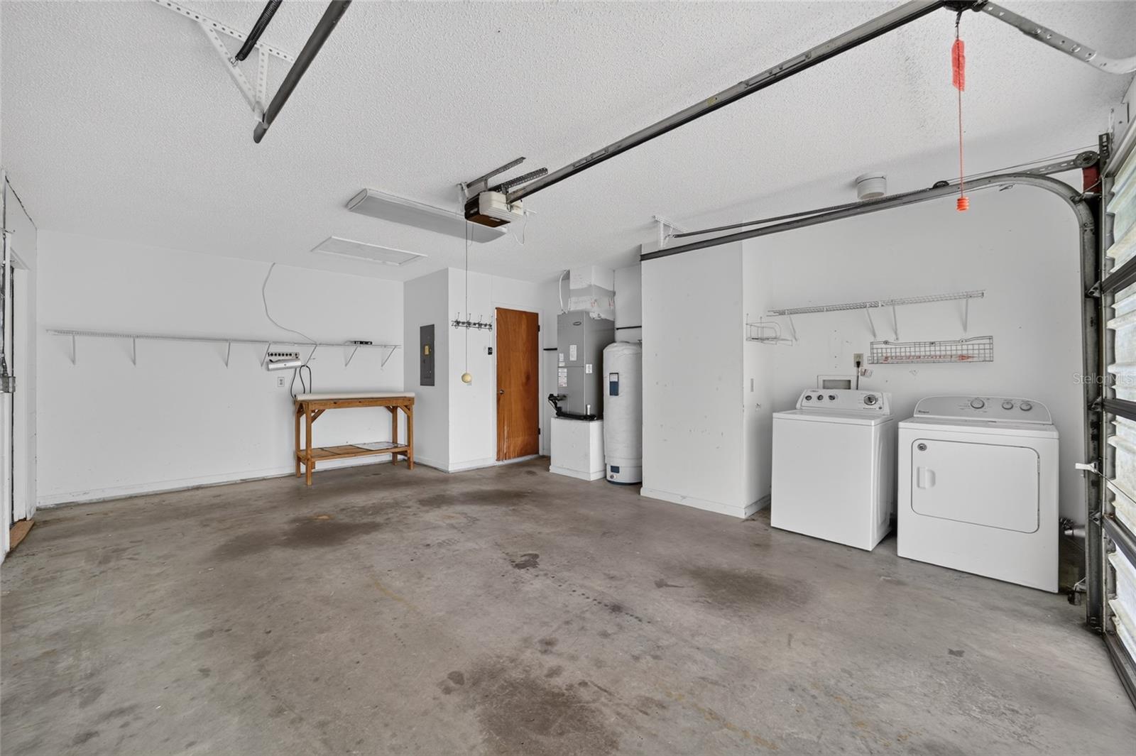 610 Fourth, Lady Lake, FL 32159