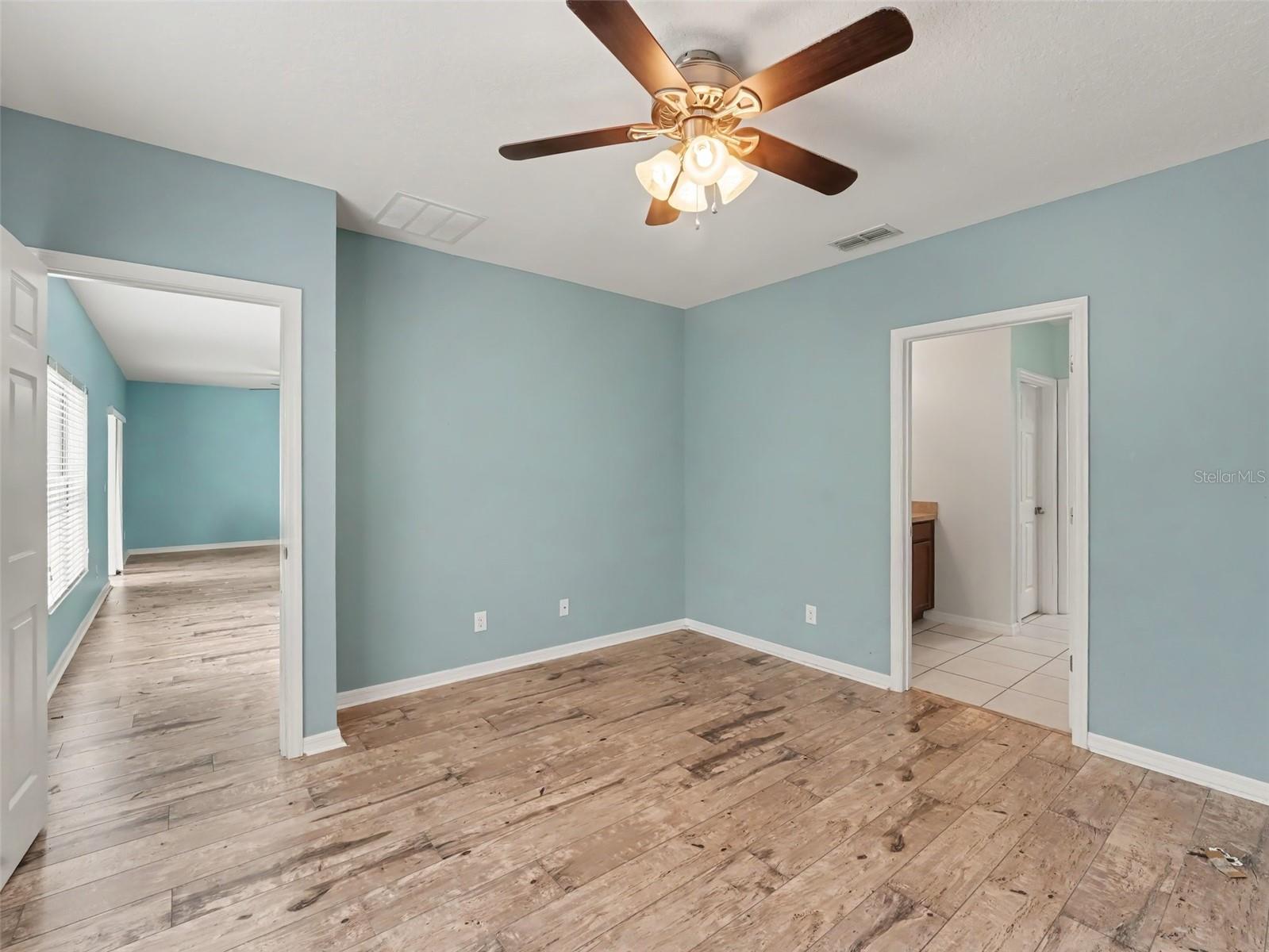 1407 Marsh Meadow Ln, Davenport, FL 33896