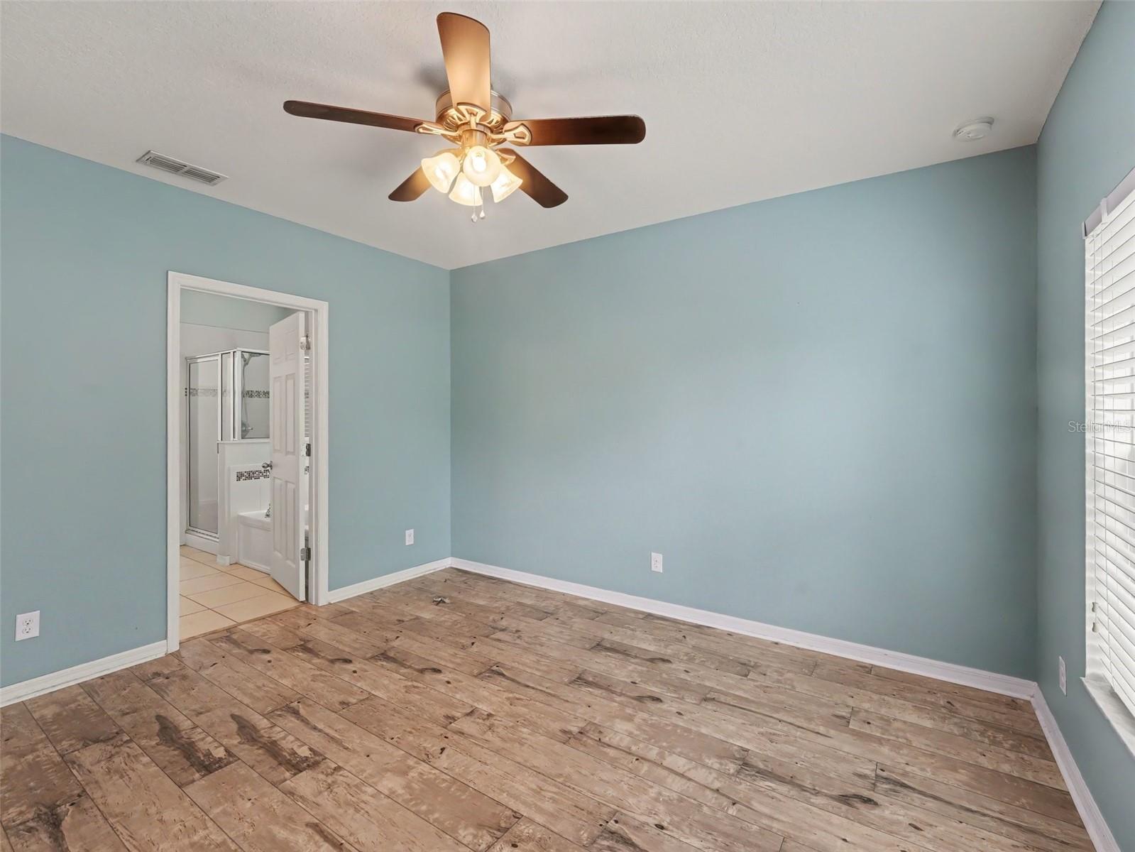 1407 Marsh Meadow Ln, Davenport, FL 33896