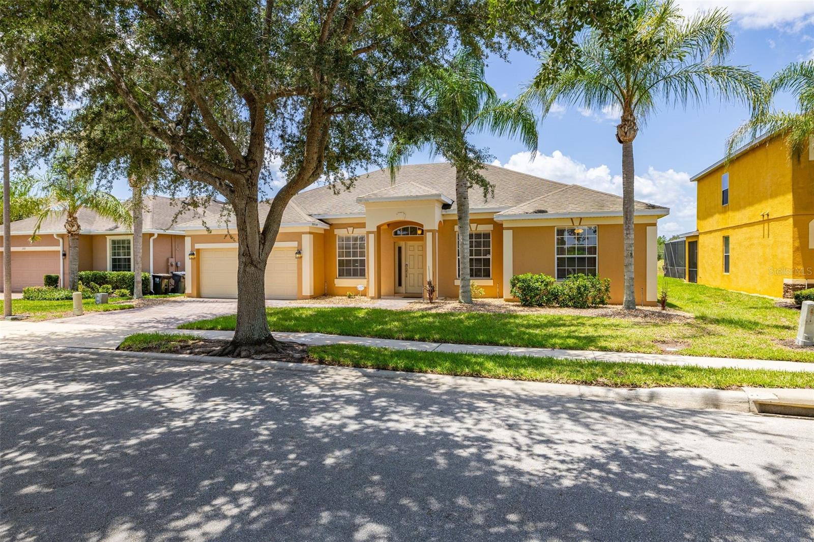 349 Yellow Snapdragon, Davenport, FL 33837
