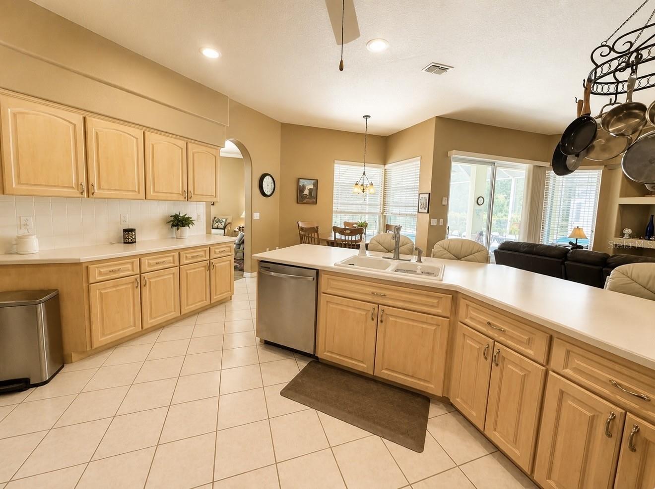 7552 River Country, Weeki Wachee, FL 34607