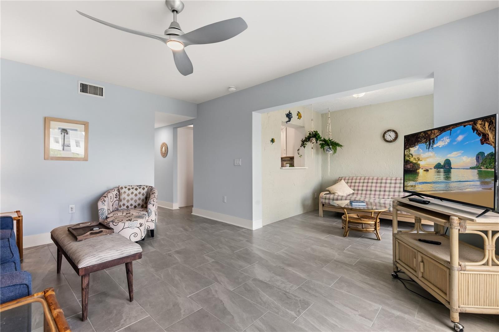 1 Windrush Unit 63, Indian Rocks Beach, FL 33785