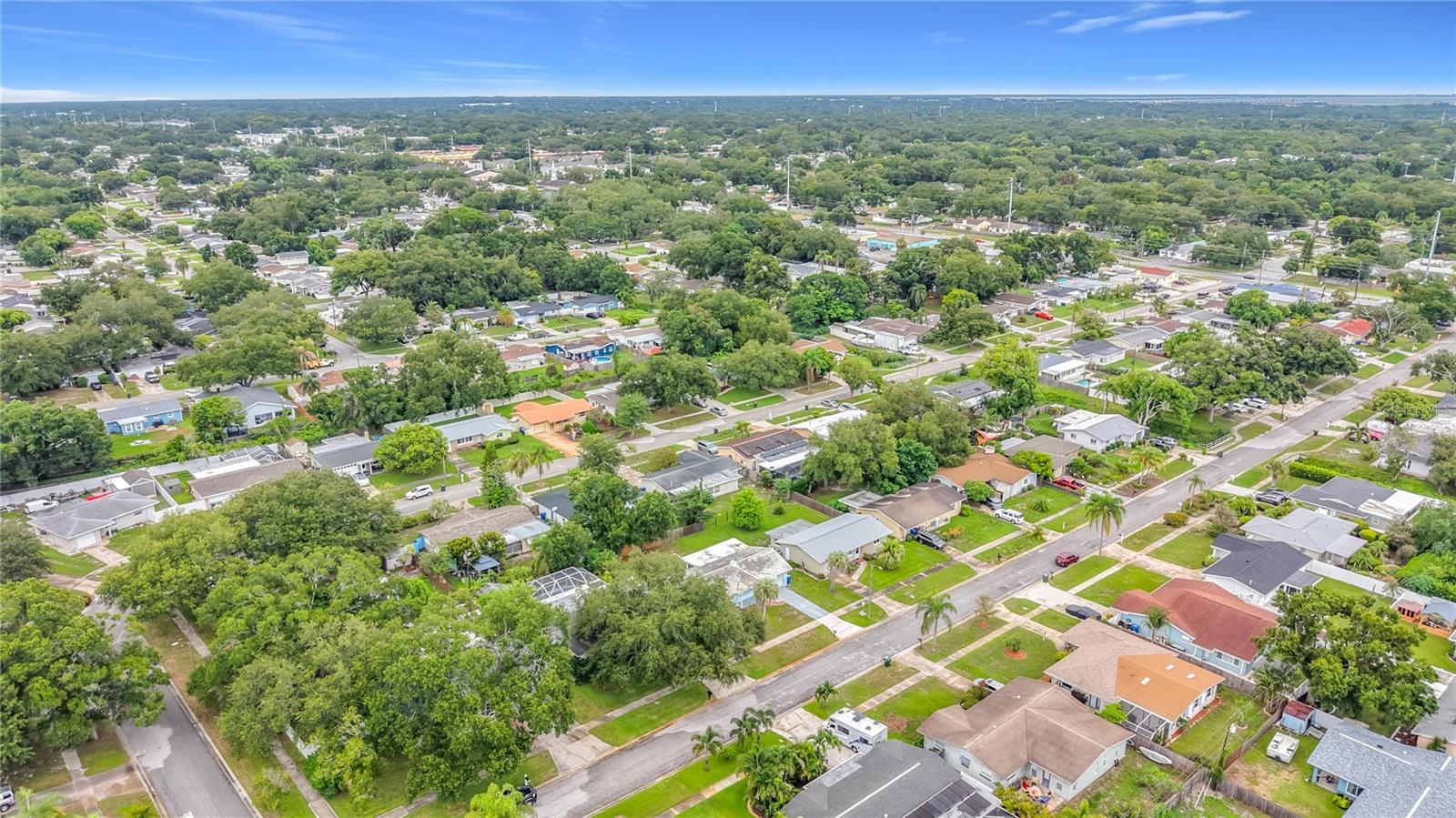 890 7th, Largo, FL 33770