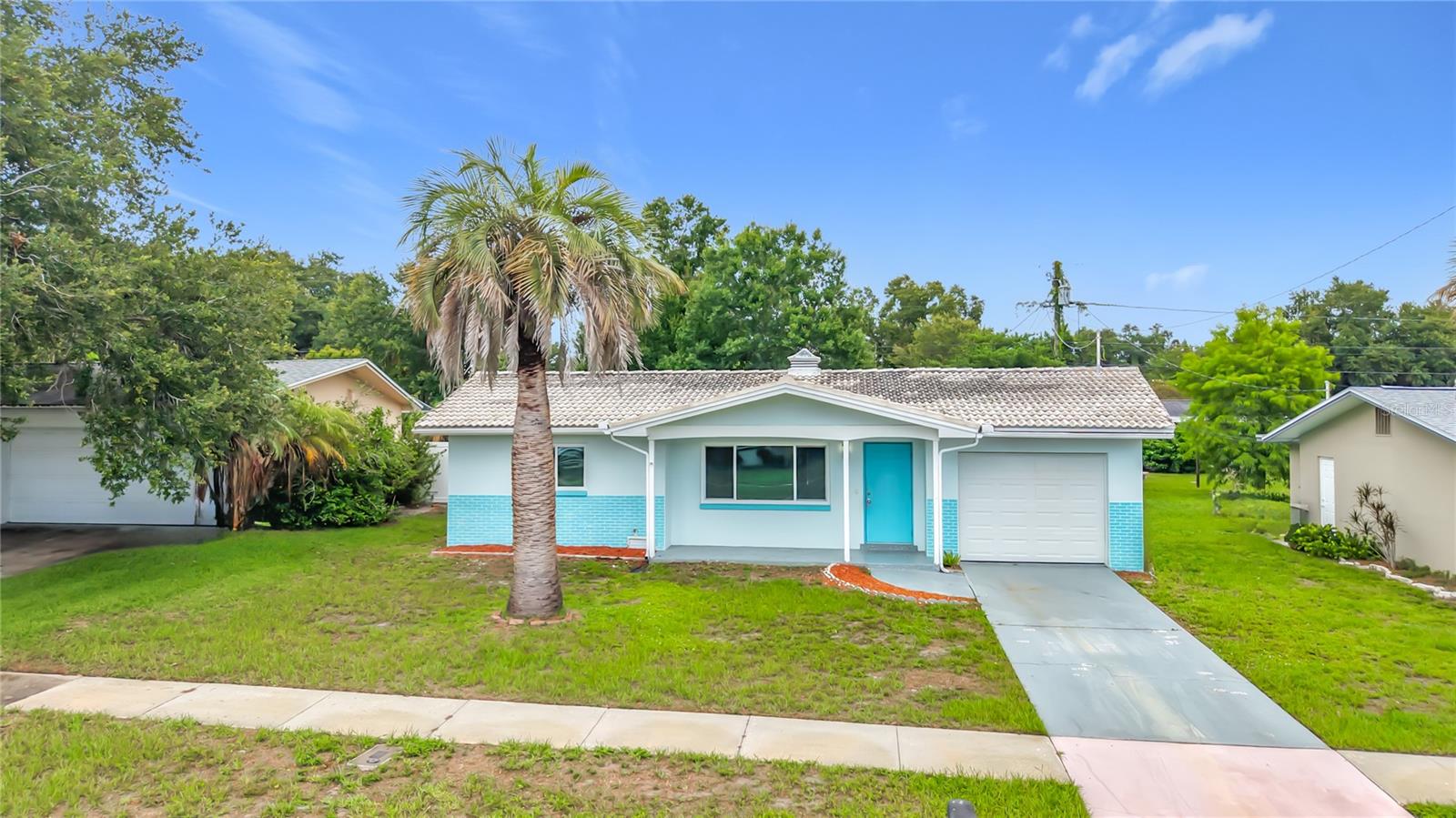 890 7th, Largo, FL 33770