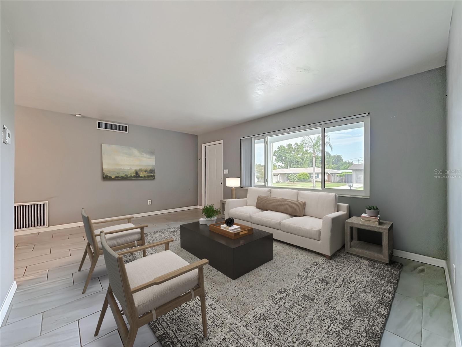 890 7th, Largo, FL 33770