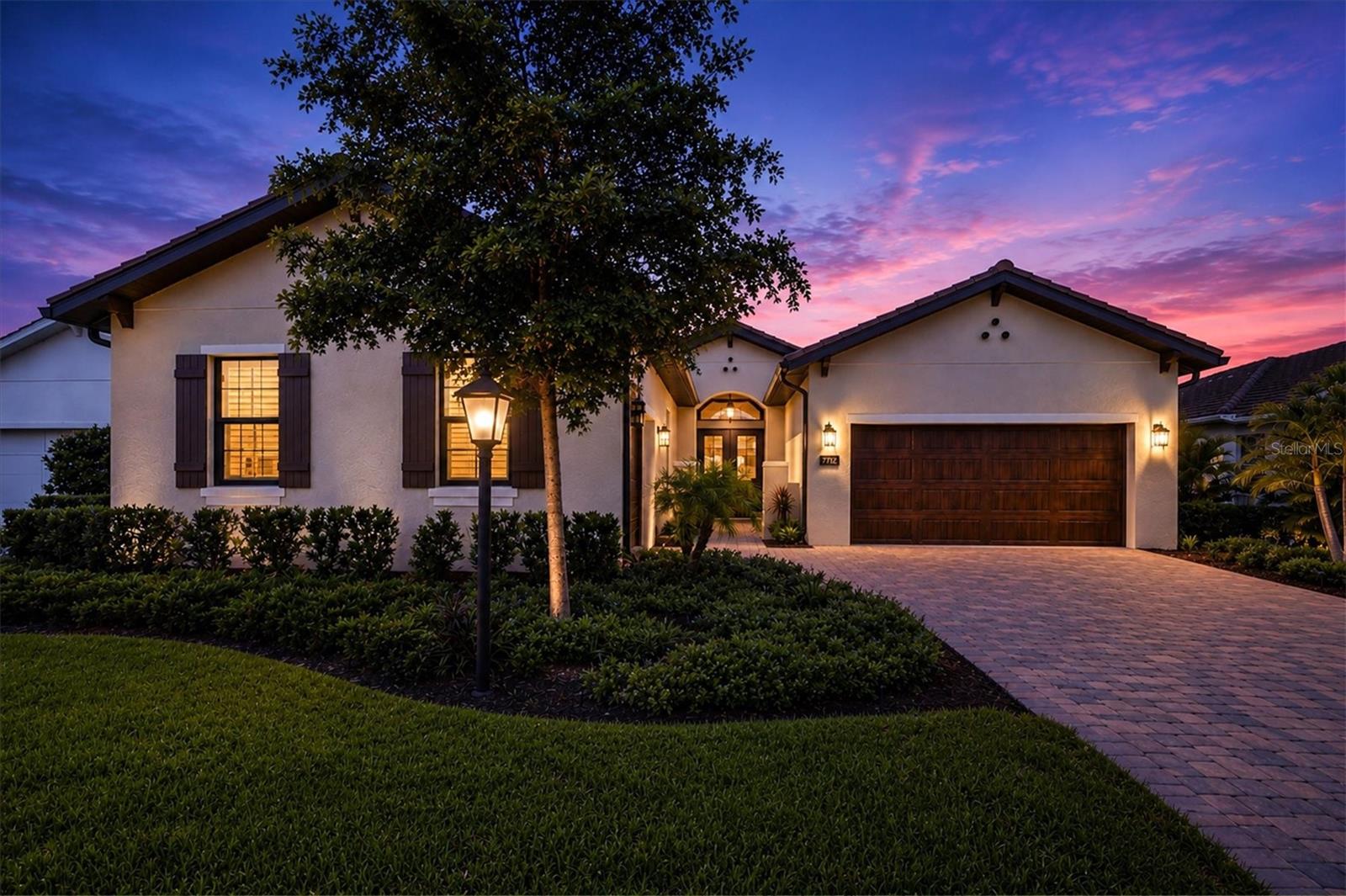 7712 Sandhill Lake, Sarasota, FL 34241