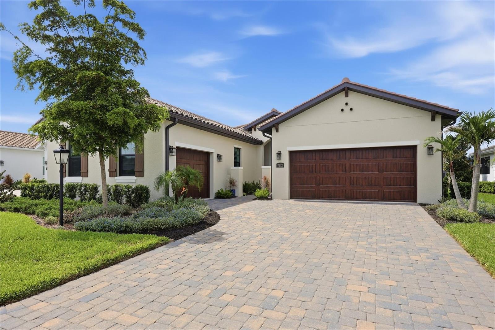 7712 Sandhill Lake, Sarasota, FL 34241