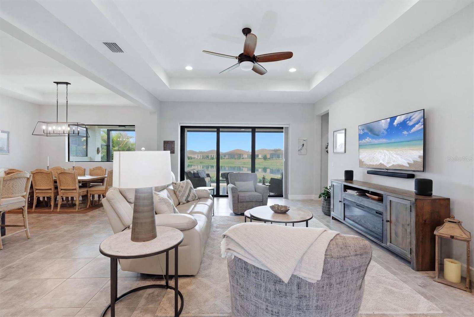 7712 Sandhill Lake, Sarasota, FL 34241