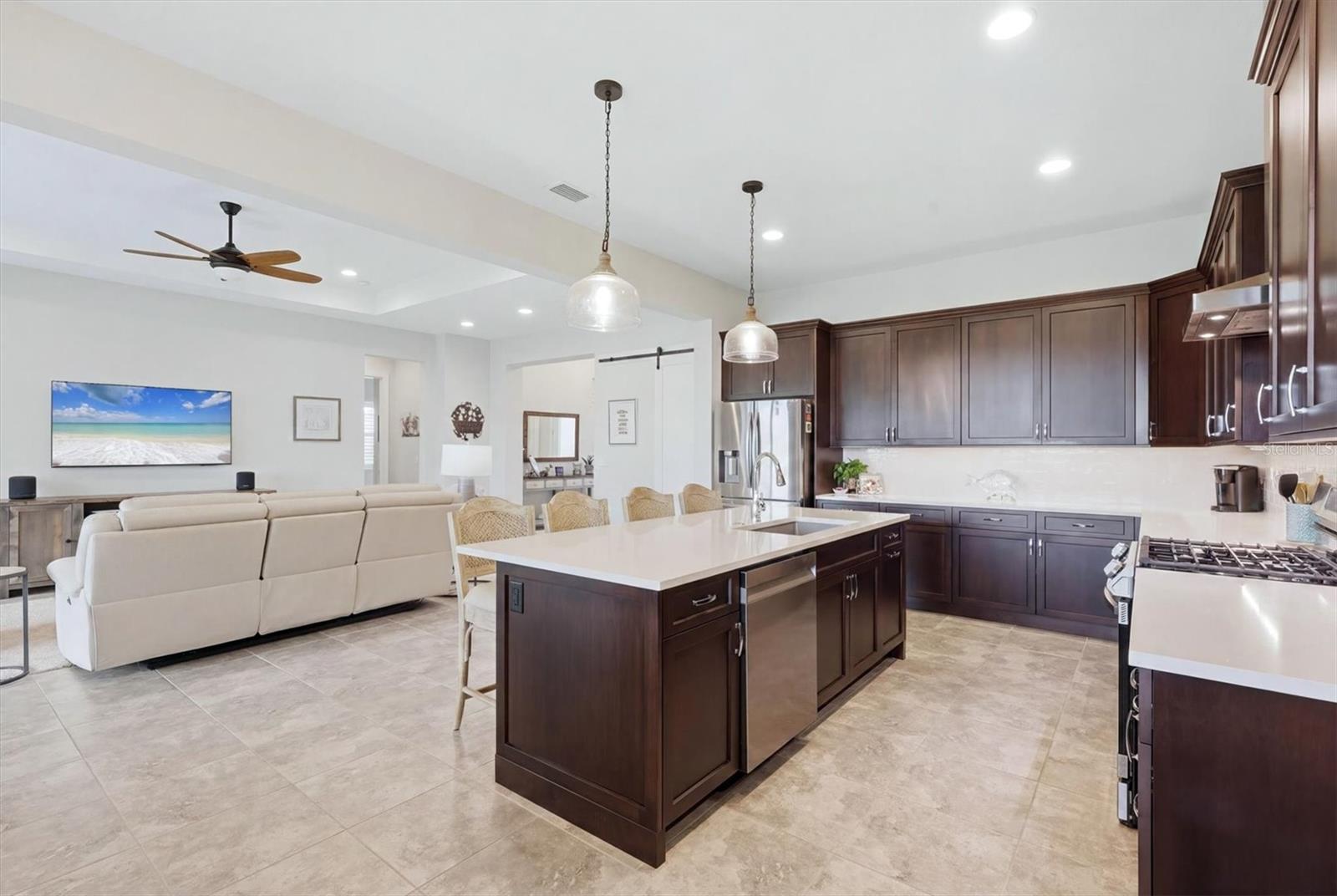7712 Sandhill Lake, Sarasota, FL 34241