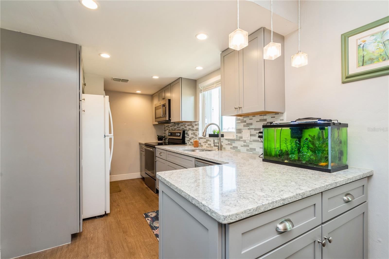 527 Cape Coral Unit 4, Cape Coral, FL 33914