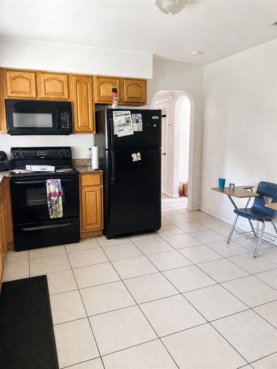 712 Castle, Tampa, FL 33612