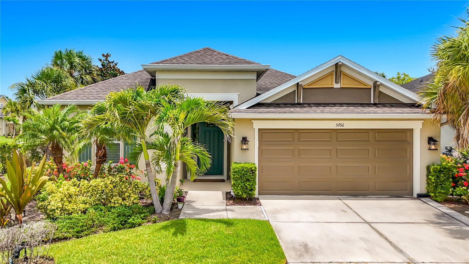5766 Maypop Cir, Sarasota, FL 34238