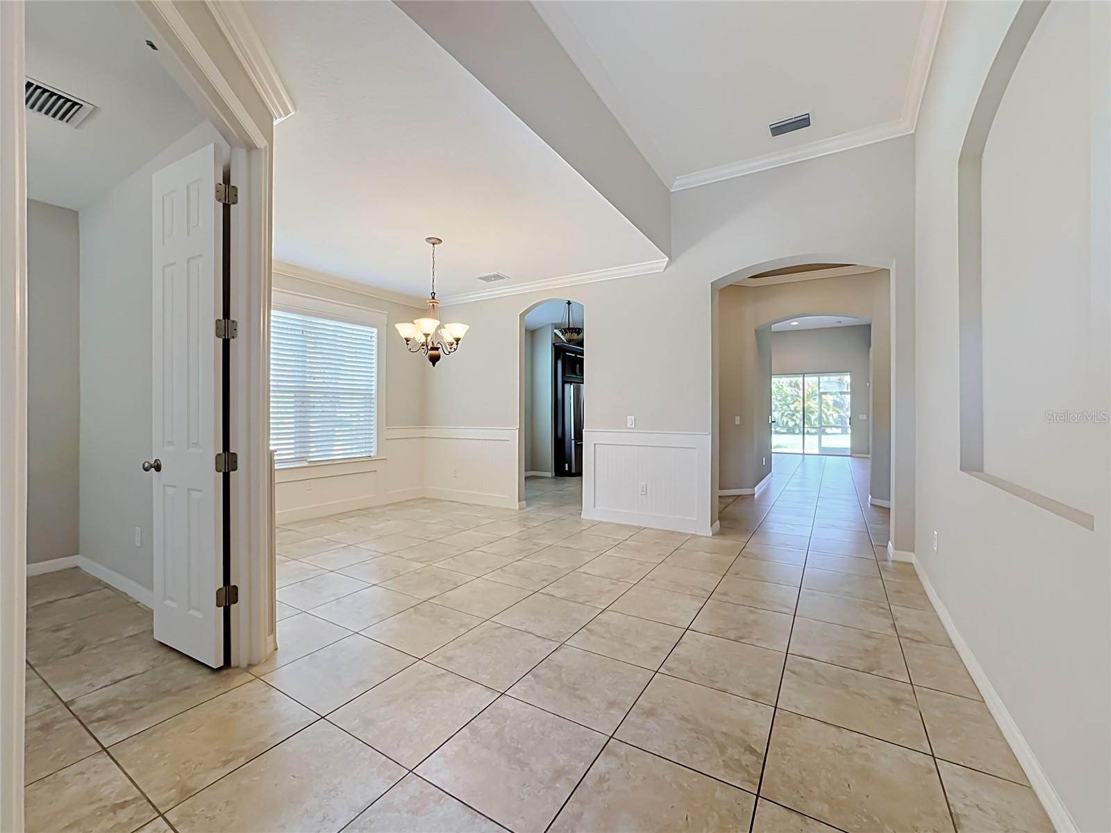 5766 Maypop Cir, Sarasota, FL 34238
