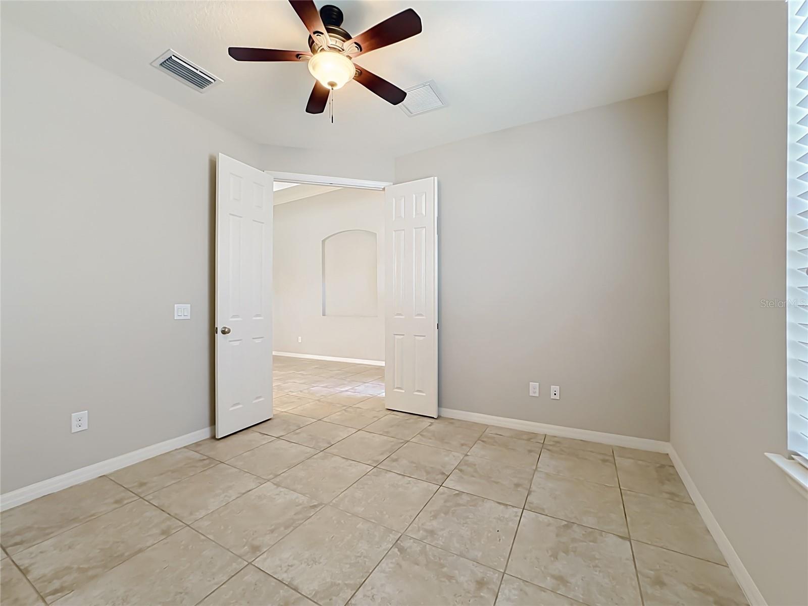 5766 Maypop Cir, Sarasota, FL 34238