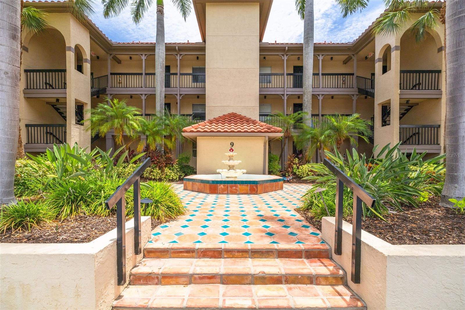 2400 Feather Sound Unit 914, Clearwater, FL 33762