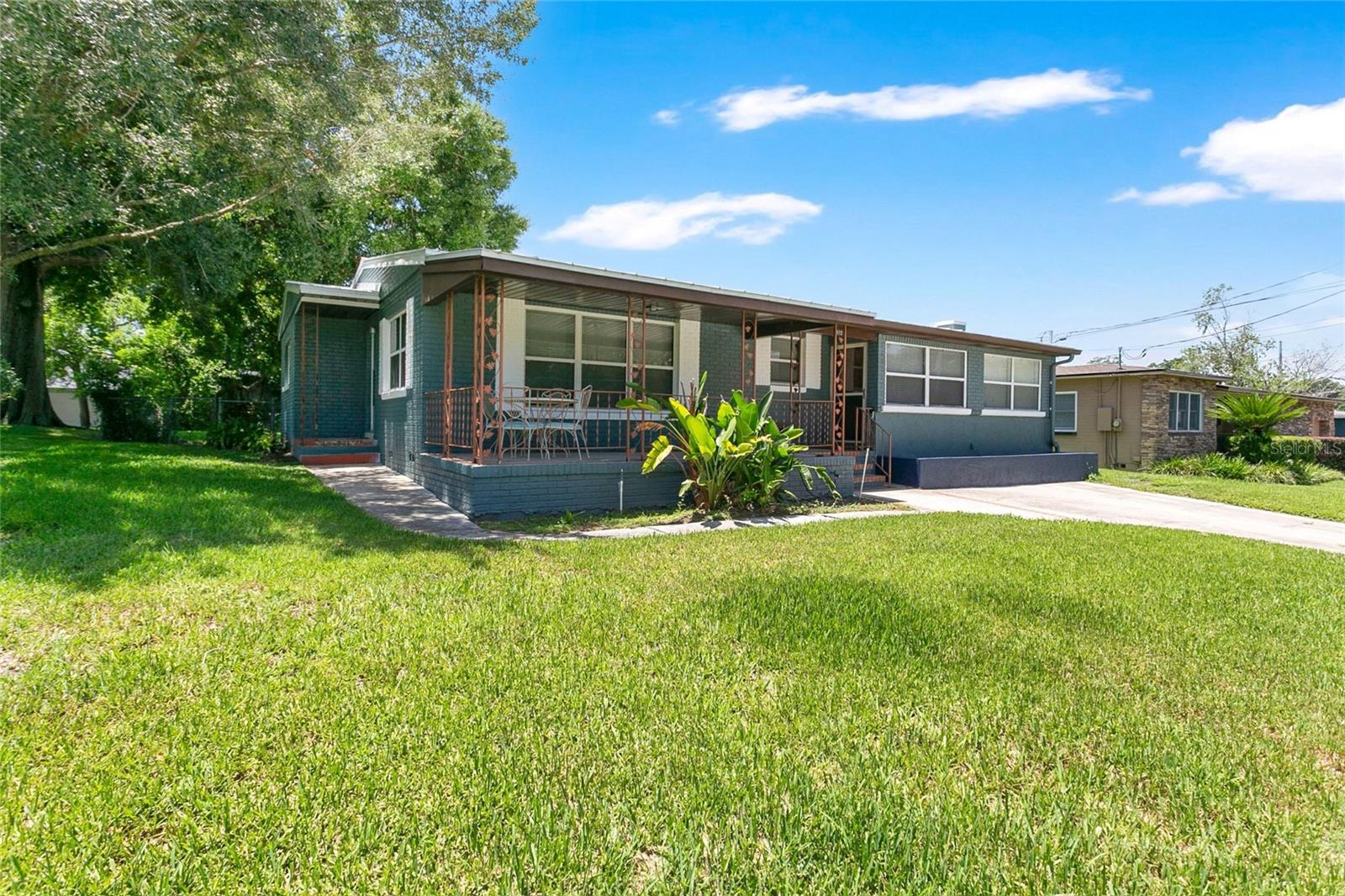 2418 Jersey, Orlando, FL 32806
