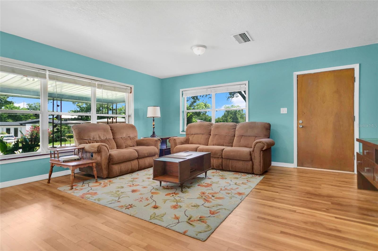 2418 Jersey, Orlando, FL 32806