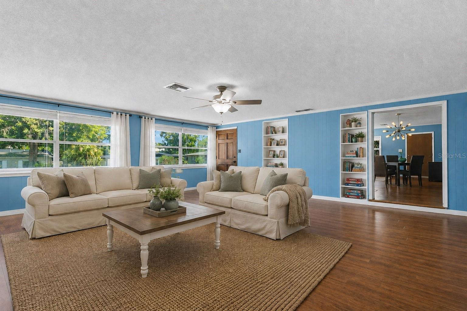 2418 Jersey, Orlando, FL 32806