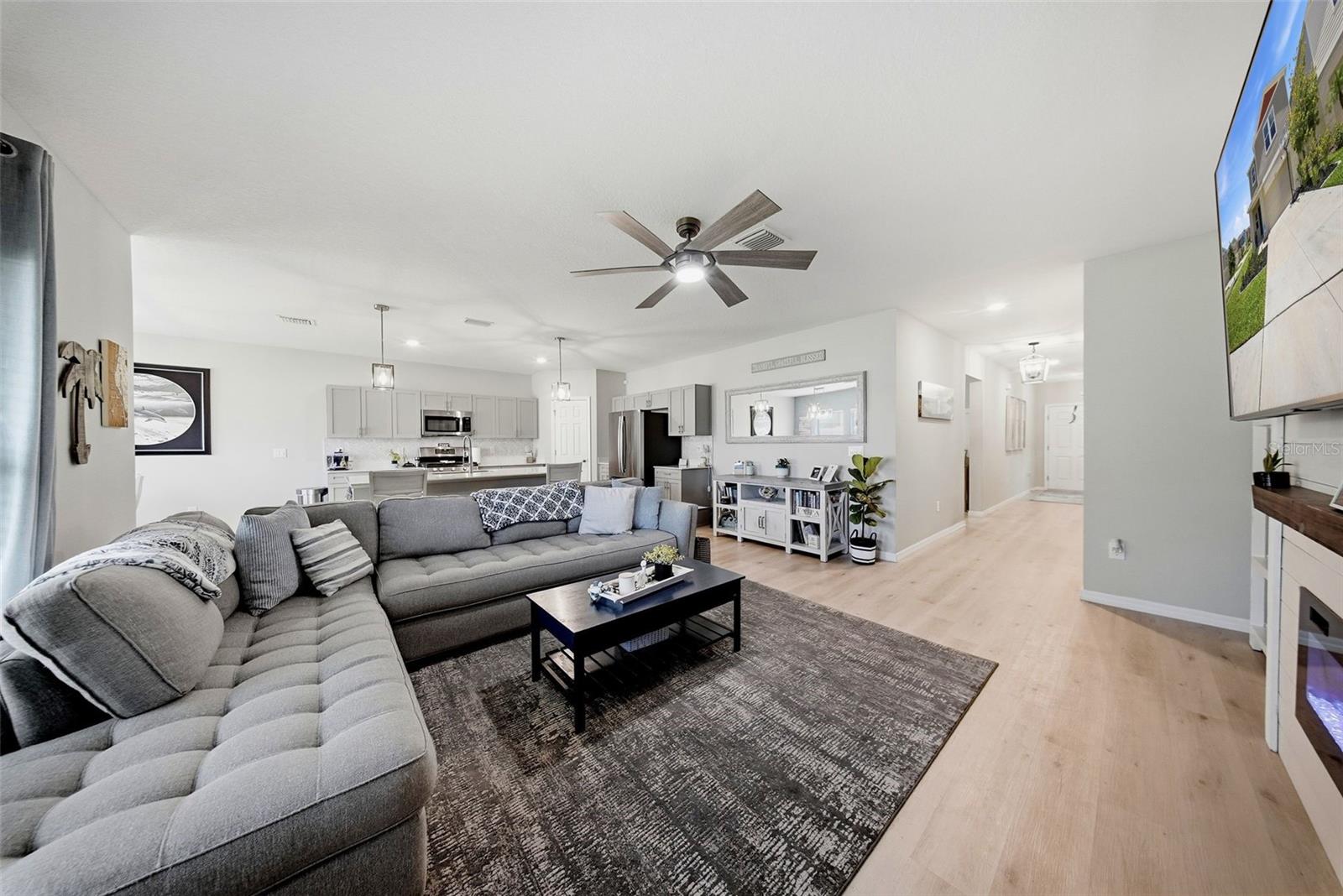 12953 Camarillo, Lithia, FL 33547