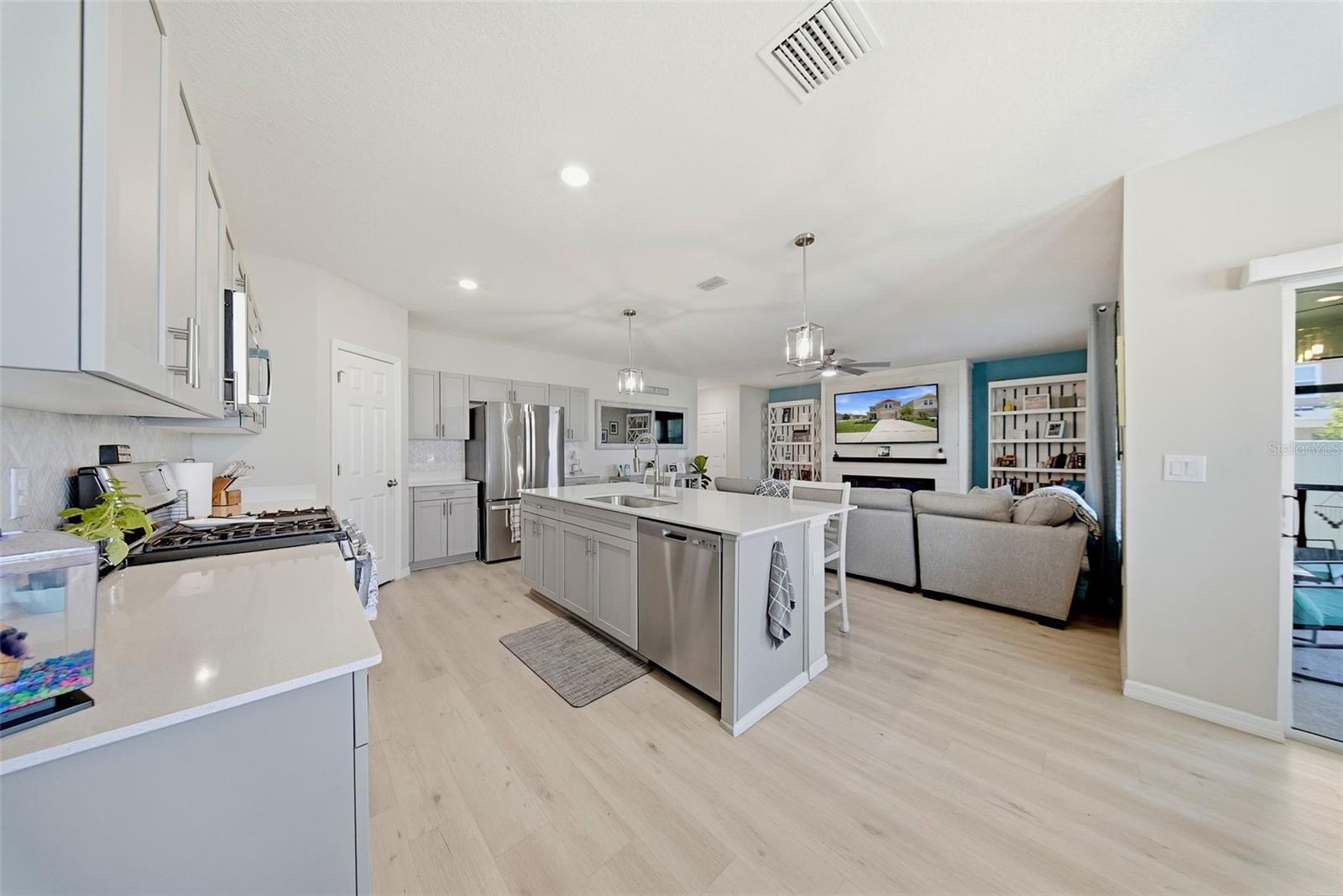 12953 Camarillo, Lithia, FL 33547