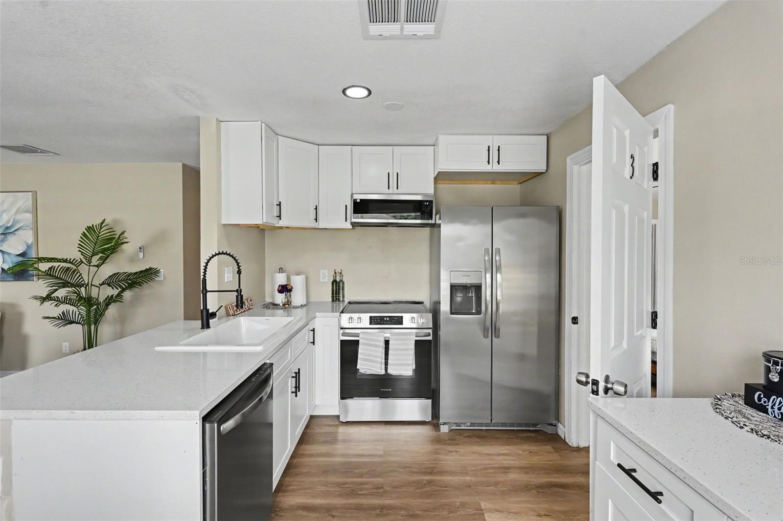 102 Shore, Oldsmar, FL 34677