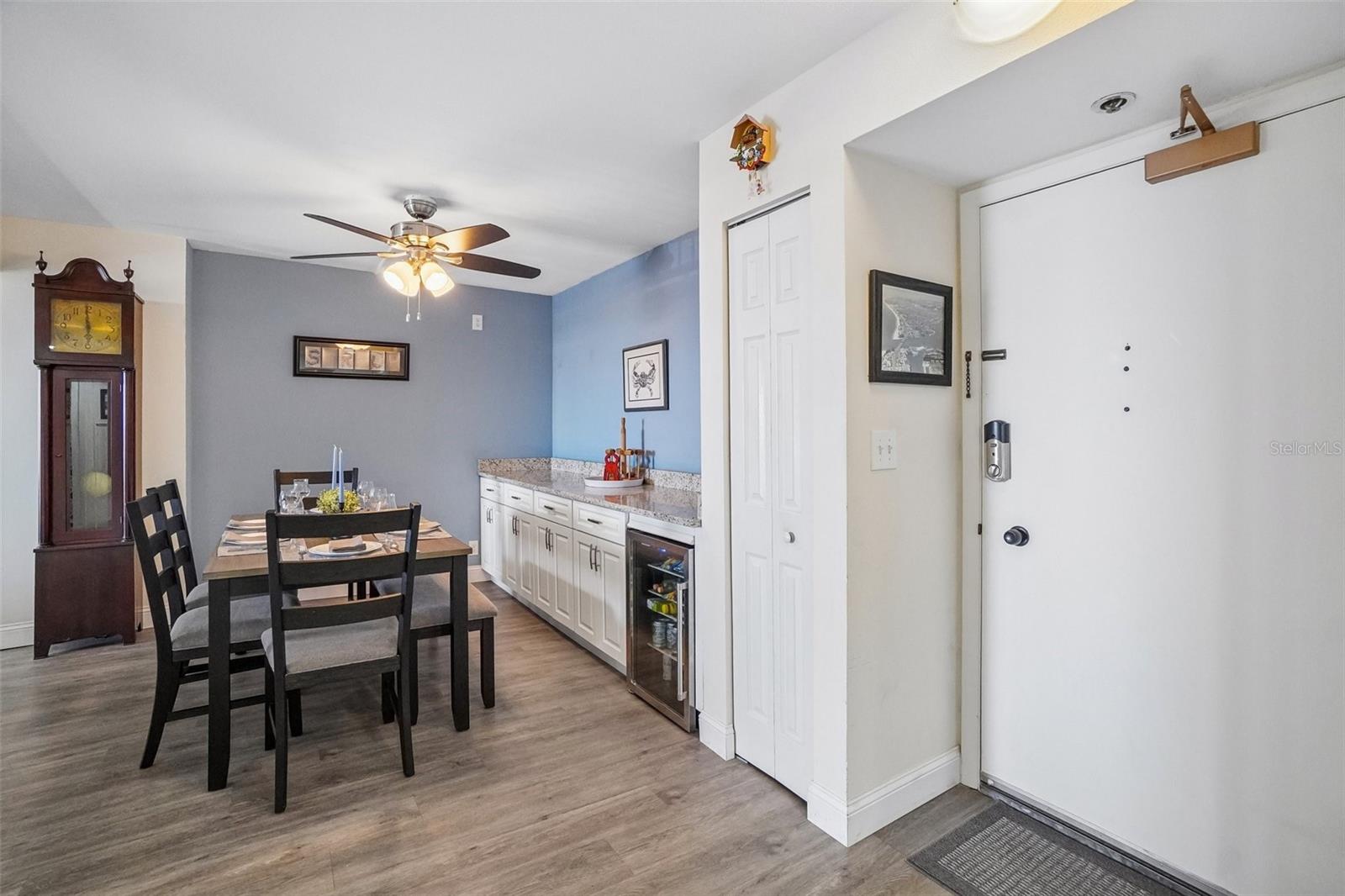 1 Key Capri Unit 406w, St Petersburg, FL 33706