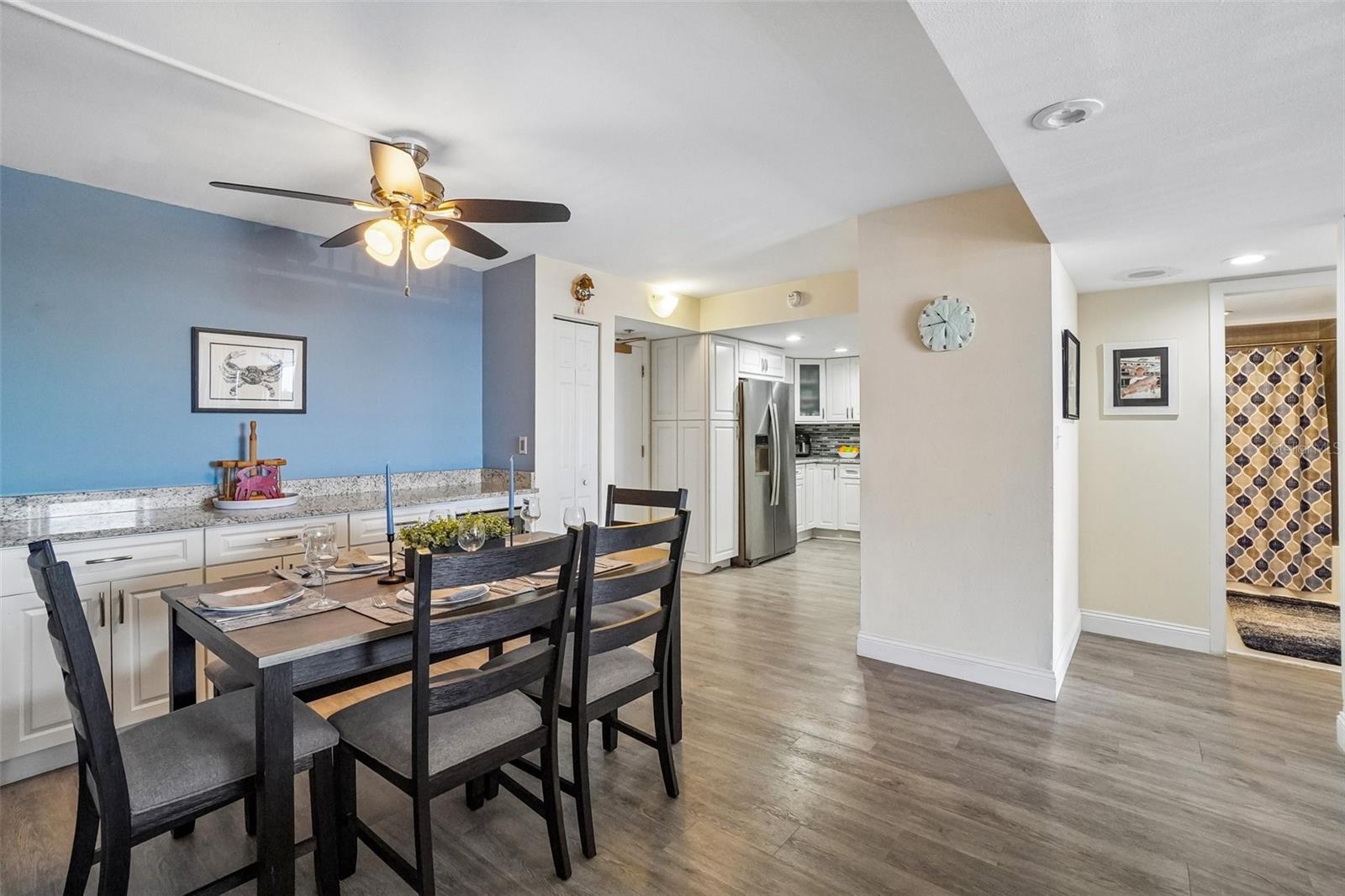 1 Key Capri Unit 406w, St Petersburg, FL 33706