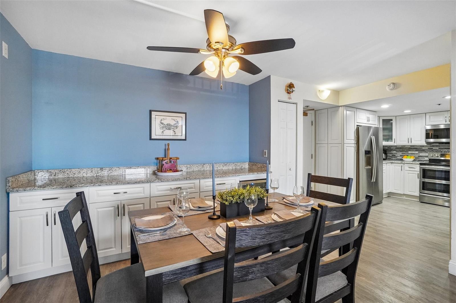 1 Key Capri Unit 406w, St Petersburg, FL 33706