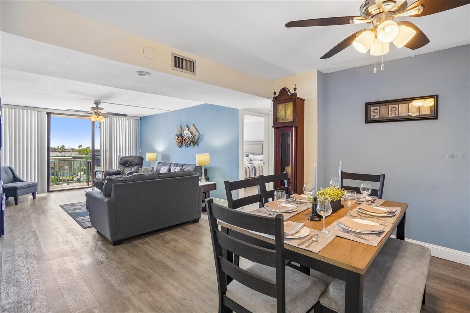 1 Key Capri Unit 406w, St Petersburg, FL 33706